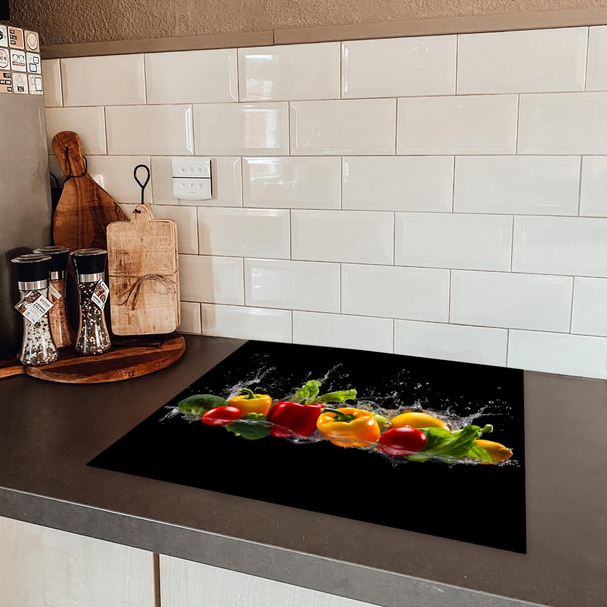 HERDABDECKPLATTE Paprika - Wasser - Gemüse - Schwarz Abdeckung Ceranfeld 57.6x51.6 cm - Multicolor, Kunststoff (57.6/51.6/0.2cm) - MuchoWow