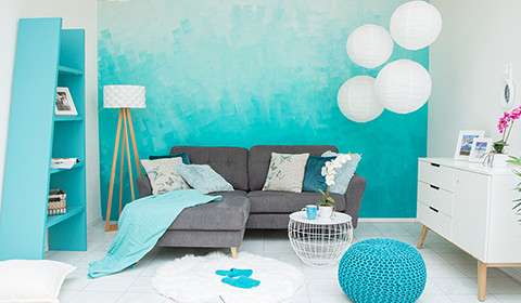 Wandgestaltung mit türkisem Ombré-Look