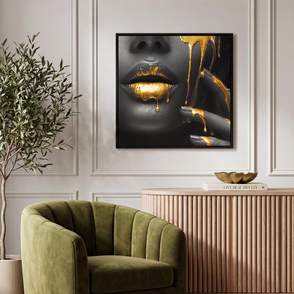 LEINWAND Bilder mit Rahmen - Frau - Schwarz - Gold - Gesicht - Lippen - 50x50 - Goldfarben, Textil (50/50cm) - MuchoWow