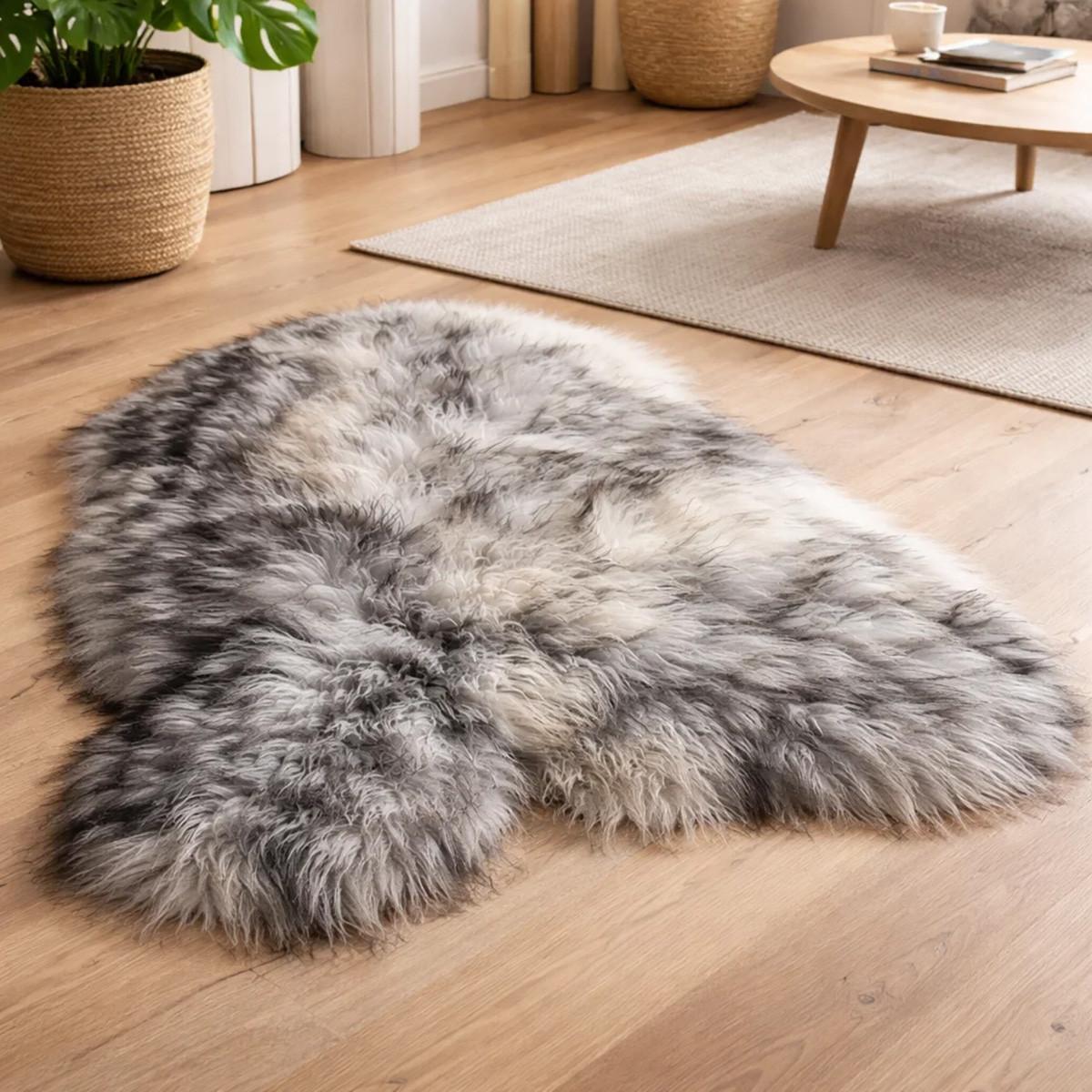 SCHAFFELL Langhaar skandinavisch weich chromfrei Schwarz geflammt ca. 105 cm - Schwarz Hochglanz, Fell (55/105cm) - Provellus