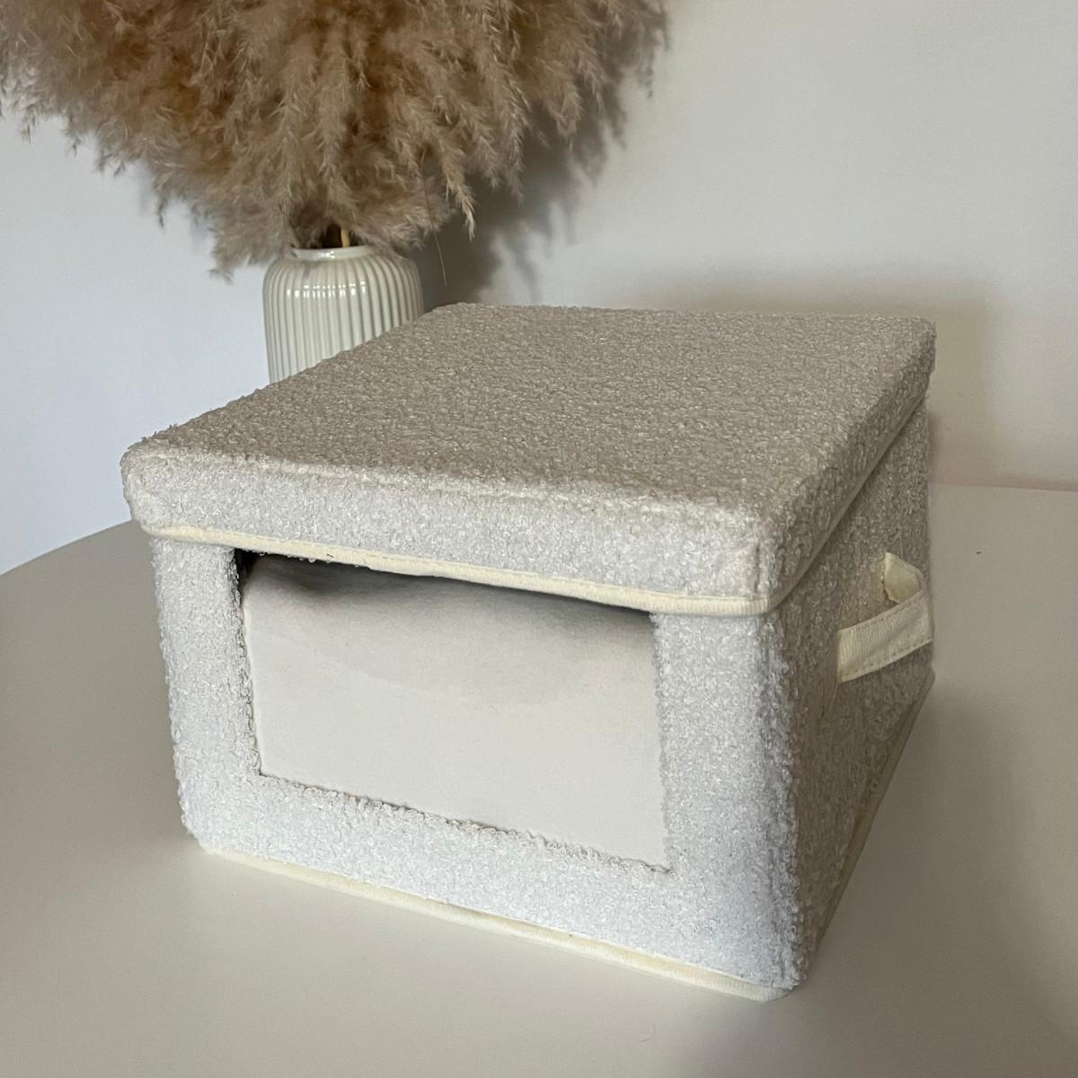 AUFBEWAHRUNGSBOX aus bouclé-stoff in ecru mit fenster -40/28/30 cm - Ecru, Textil (32/28/30cm) - Calicosy