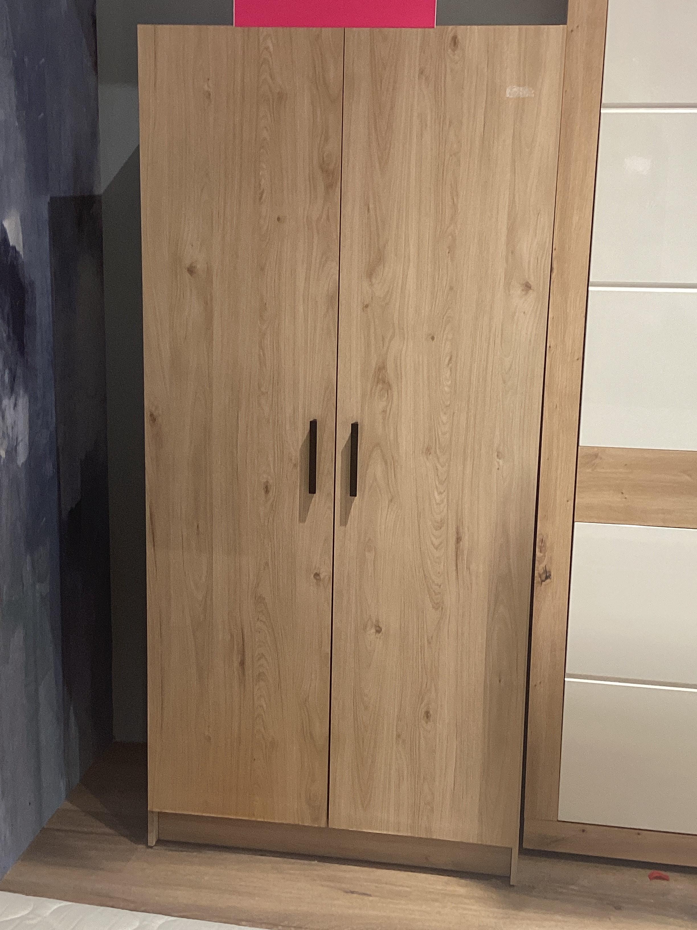 SZEKRÉNYRENDSZER ESCAPE