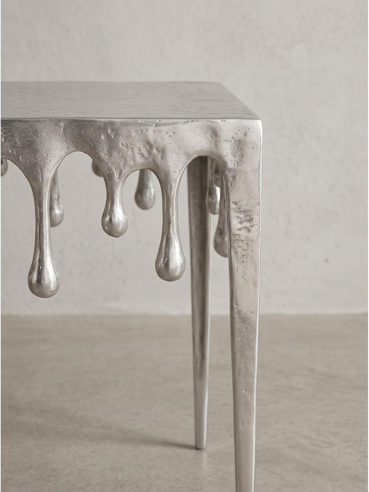 BEISTELLTISCH GARD, Aluminium, handgefertigt, Silber, 45,5 x 45,5 x 51 cm - Silberfarben, Metall (45.5/45.5/51cm) - KADIMA DESIGN