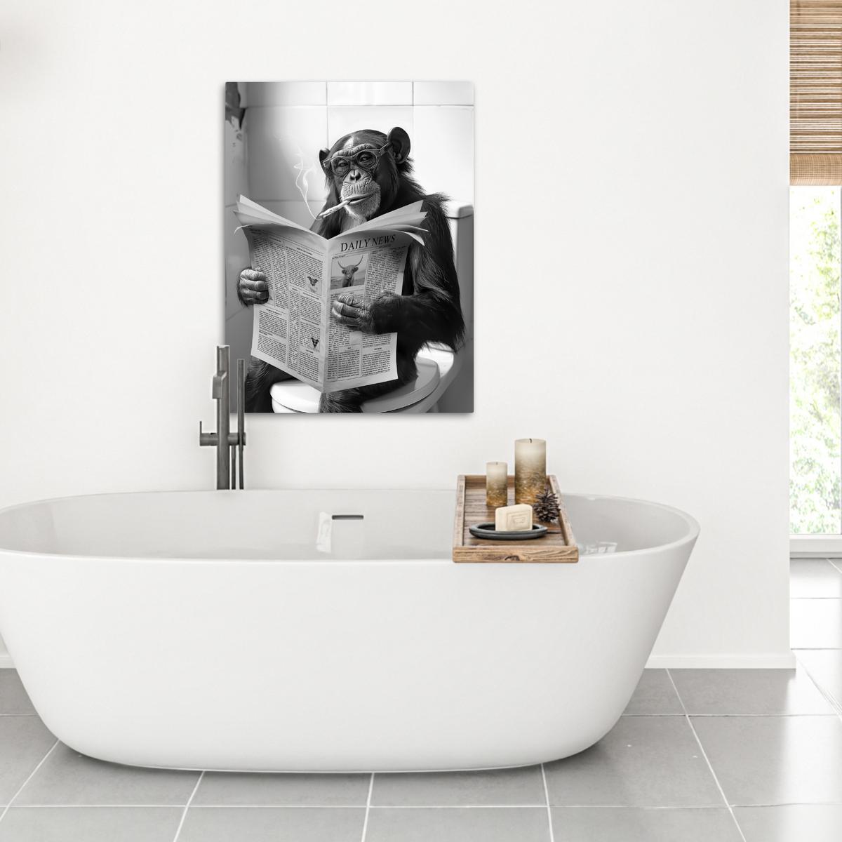 LEINWANDBILD Affe - WC - Zeitung - Schwarz-Weiß - Humor Wandbild Wohnzimmer 50x70 cm - Hellgrau, Textil (50/70cm) - MuchoWow