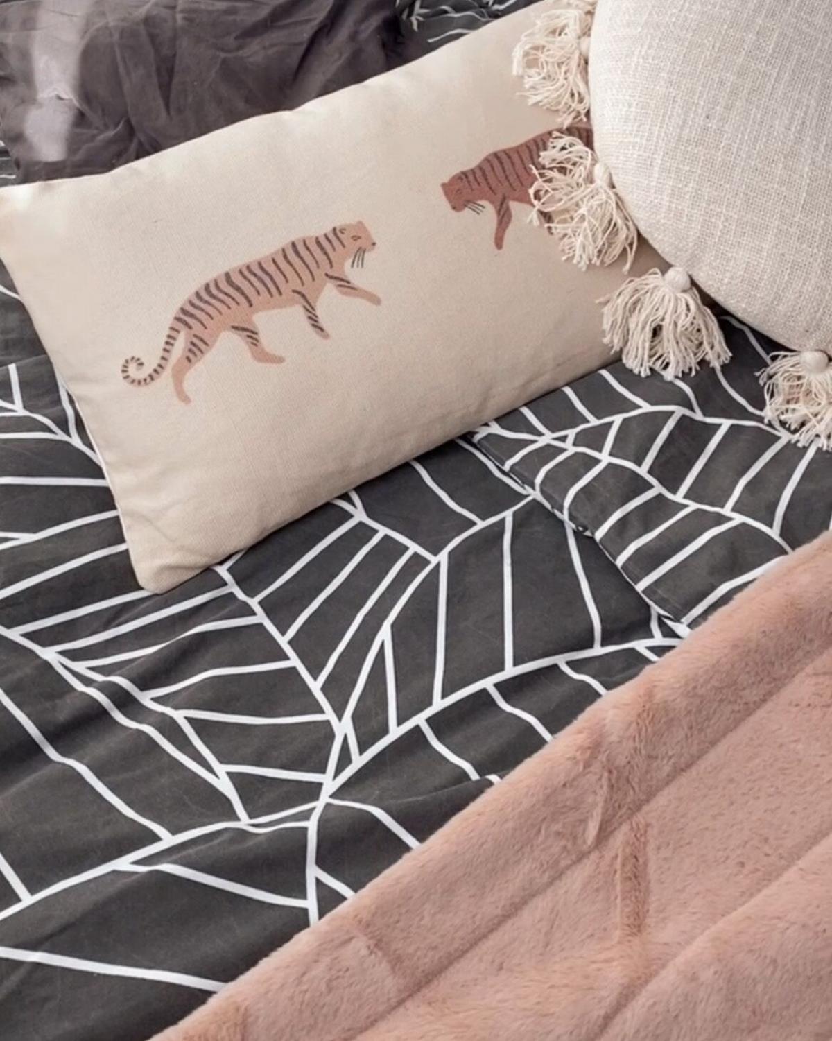 DECKE Pastellrosa Smahra 180/220 cm - Pink, Textil (180/220cm) - Beliani