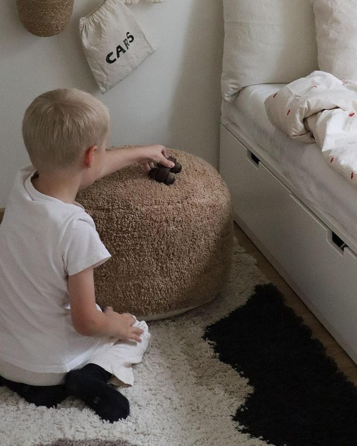 POUF Baumwolle Braun Kandhkot - Braun, Kunststoff (50/35/50cm) - Beliani
