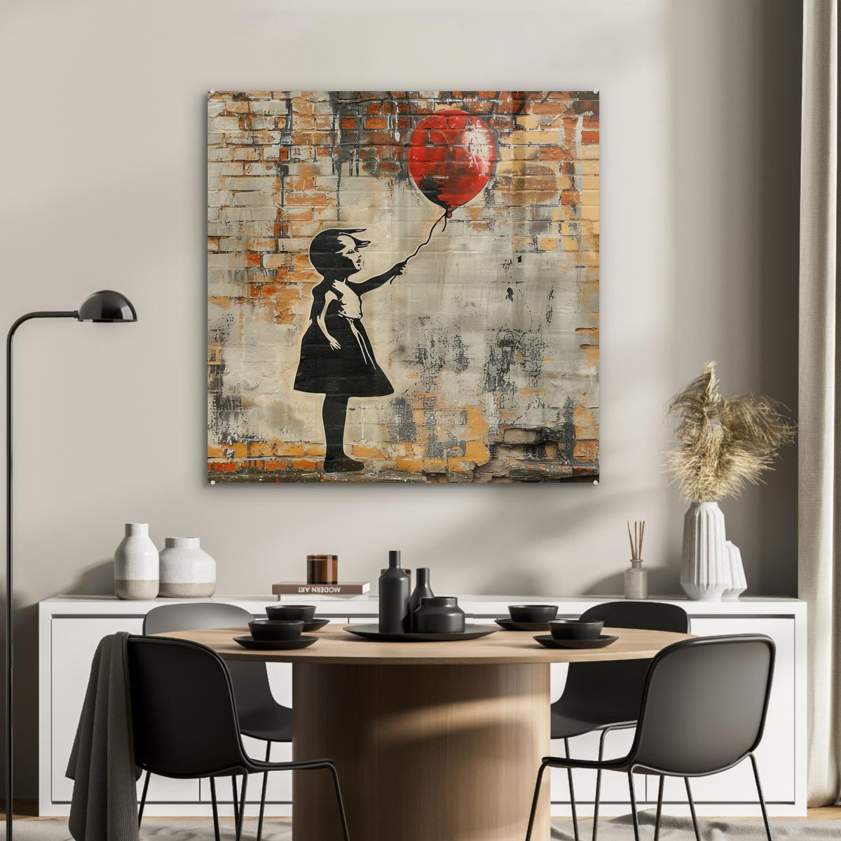 ACRYLGLASBILD Graffiti - Banksy - Mädchen - Straßenkunst 90x90 cm - Sandfarben, Glas (90/90cm) - MuchoWow