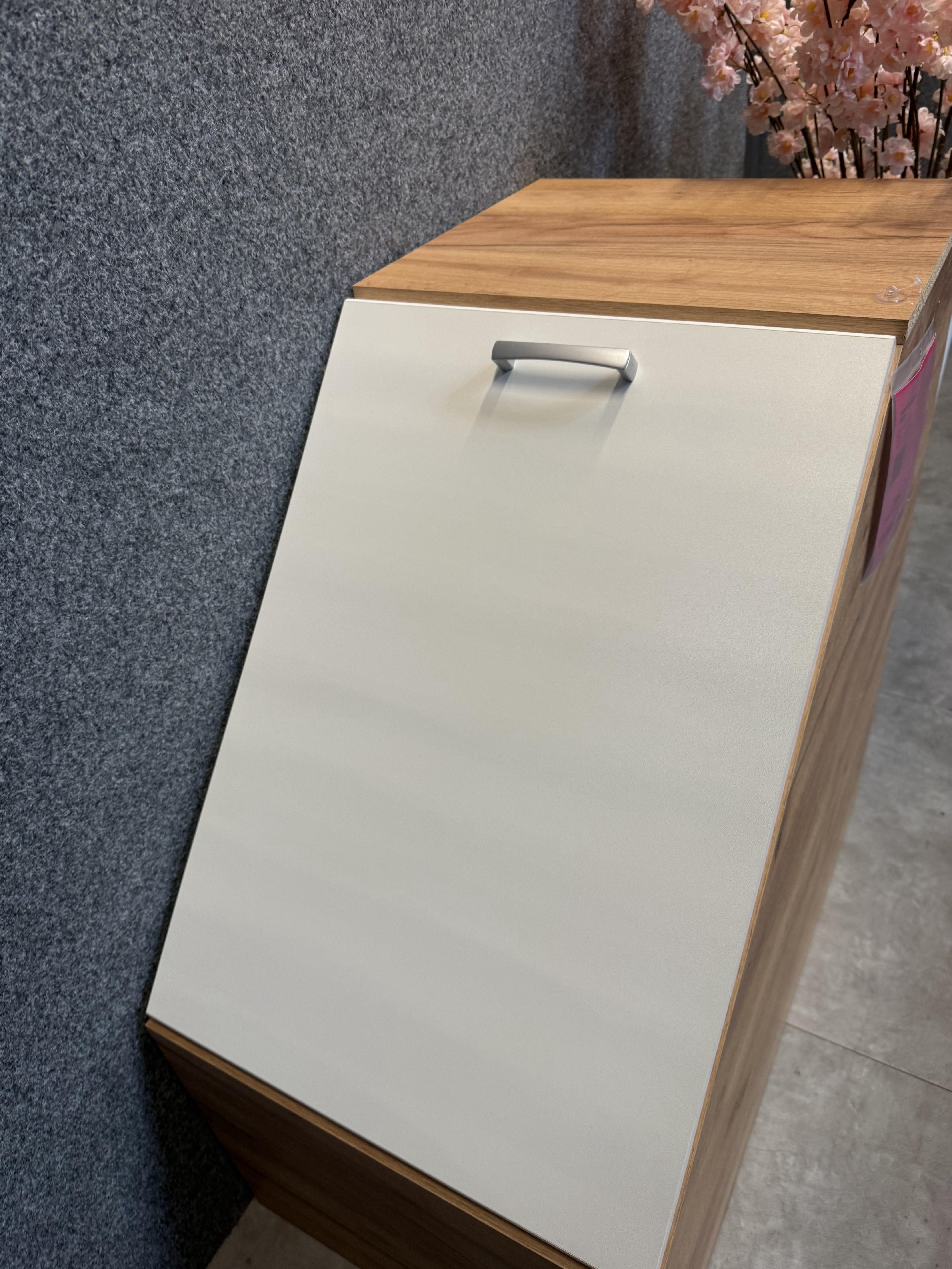 CSEPEL OUTLET SZEKRÉNYRÁTÉT TIO