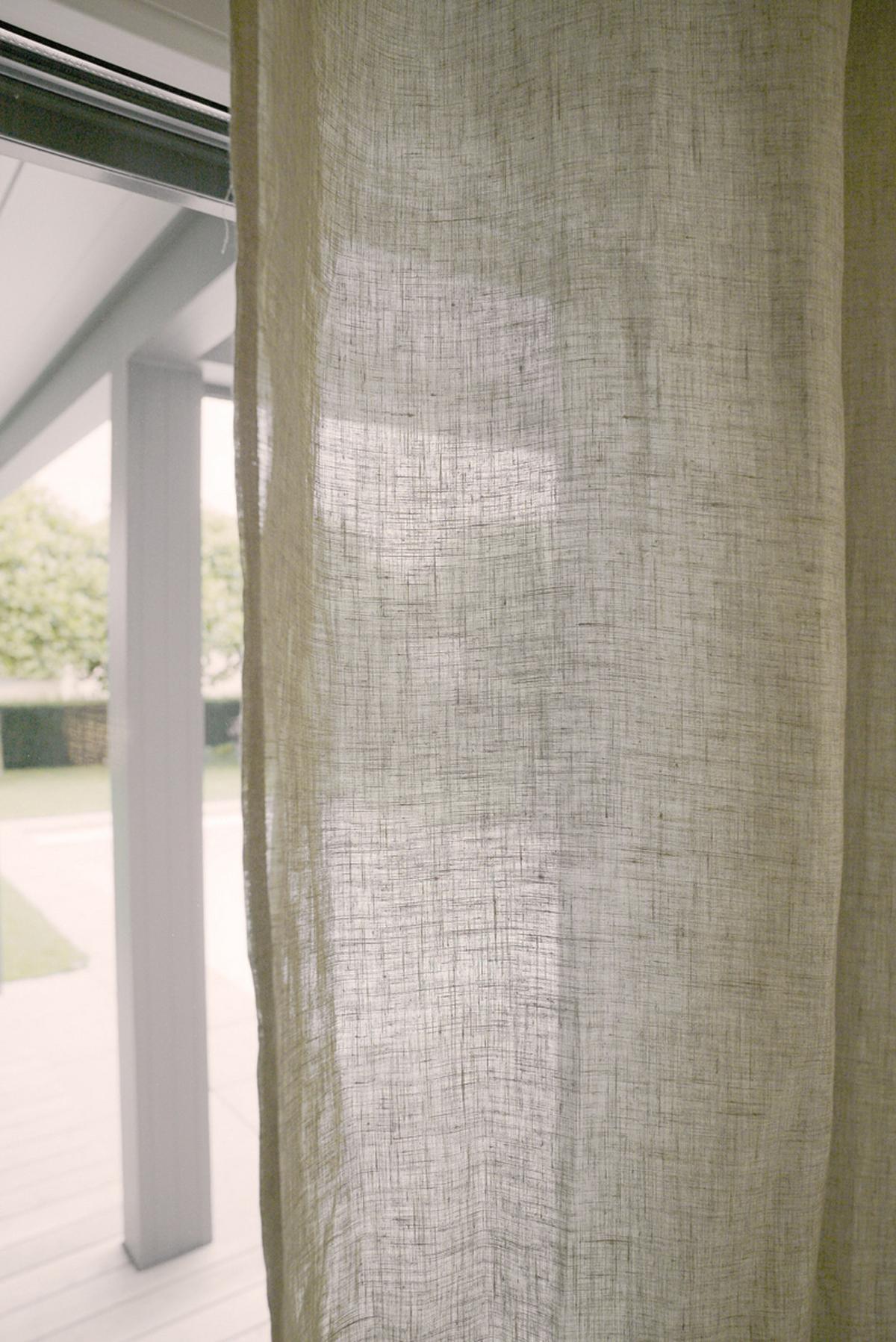 SCHLAUFENVORHANG reines Leinen mit verdeckten Schlaufen leinen-taupe 135/245 cm - Taupe, Naturmaterialien (135/255cm) - beties Heimtextil