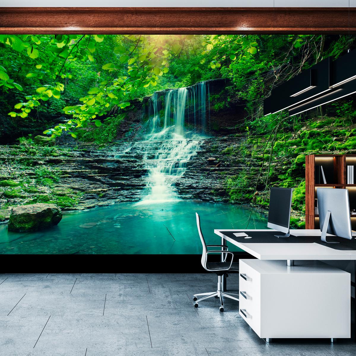 FOTOTAPETE für Schlafzimmer Türkisfarbener Wasserfall Wald Bäume Blätter Felsen 100x70 - Türkis/Blau, Papier (100/70cm) - Muralo