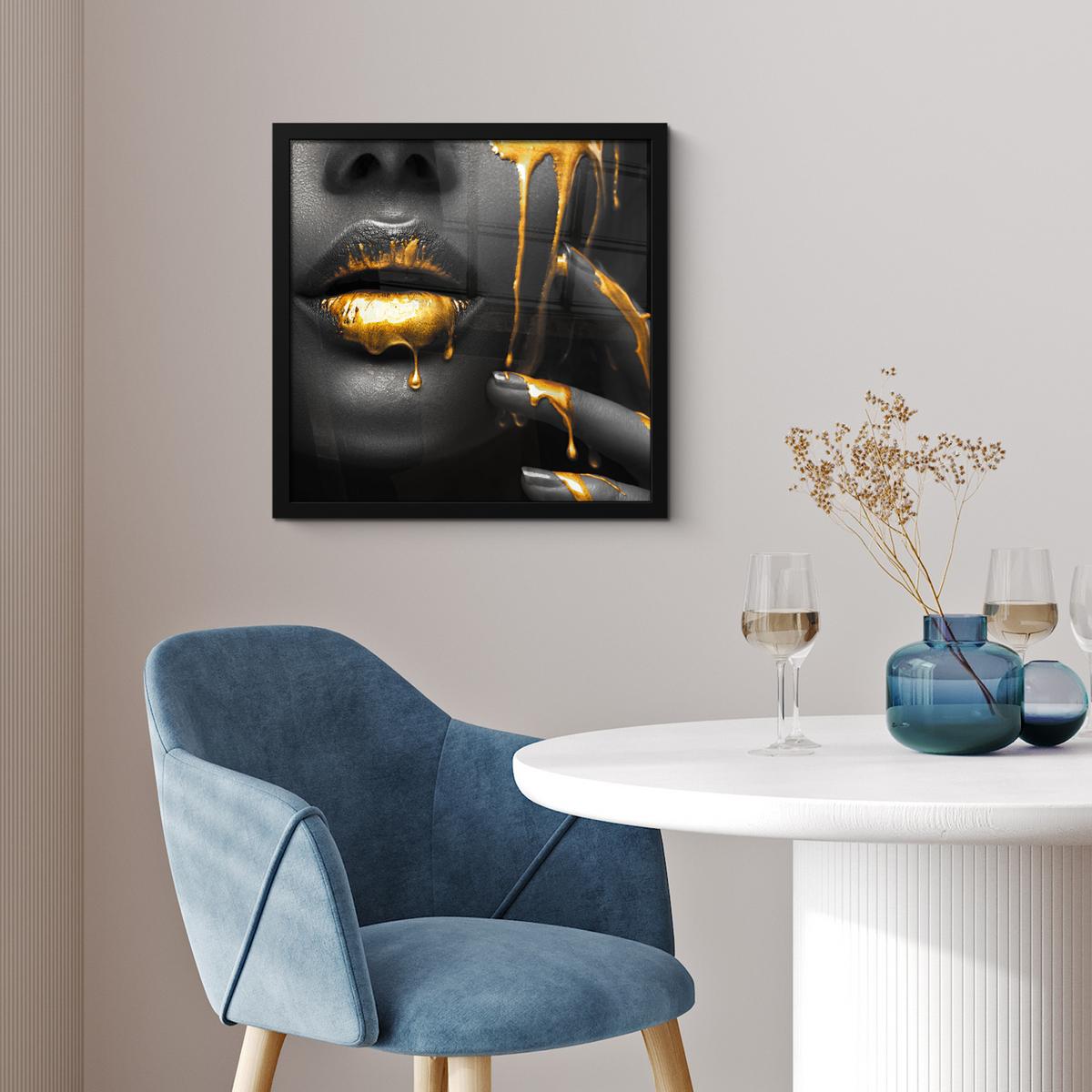 POSTER MIT RAHMENGERAHMTES BILD Frau - Schwarz - Gold - Gesicht - Lippen 40x40 cm - Goldfarben, Papier (40/40cm) - MuchoWow