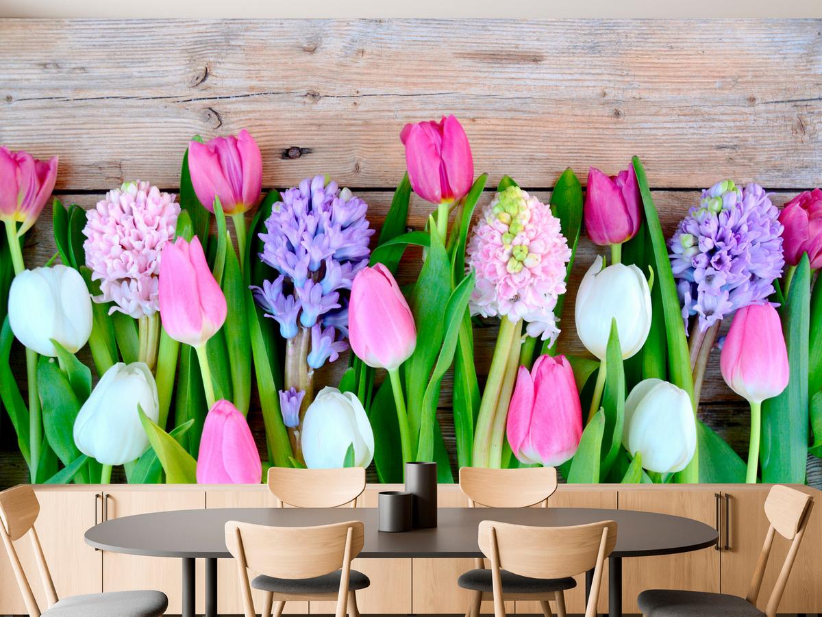 FOTOTAPETE für Küche Rosa Tulpen Violette Hyazinthen Holztisch 100x70 - Ecru/Violett, Papier (100/70cm) - Muralo
