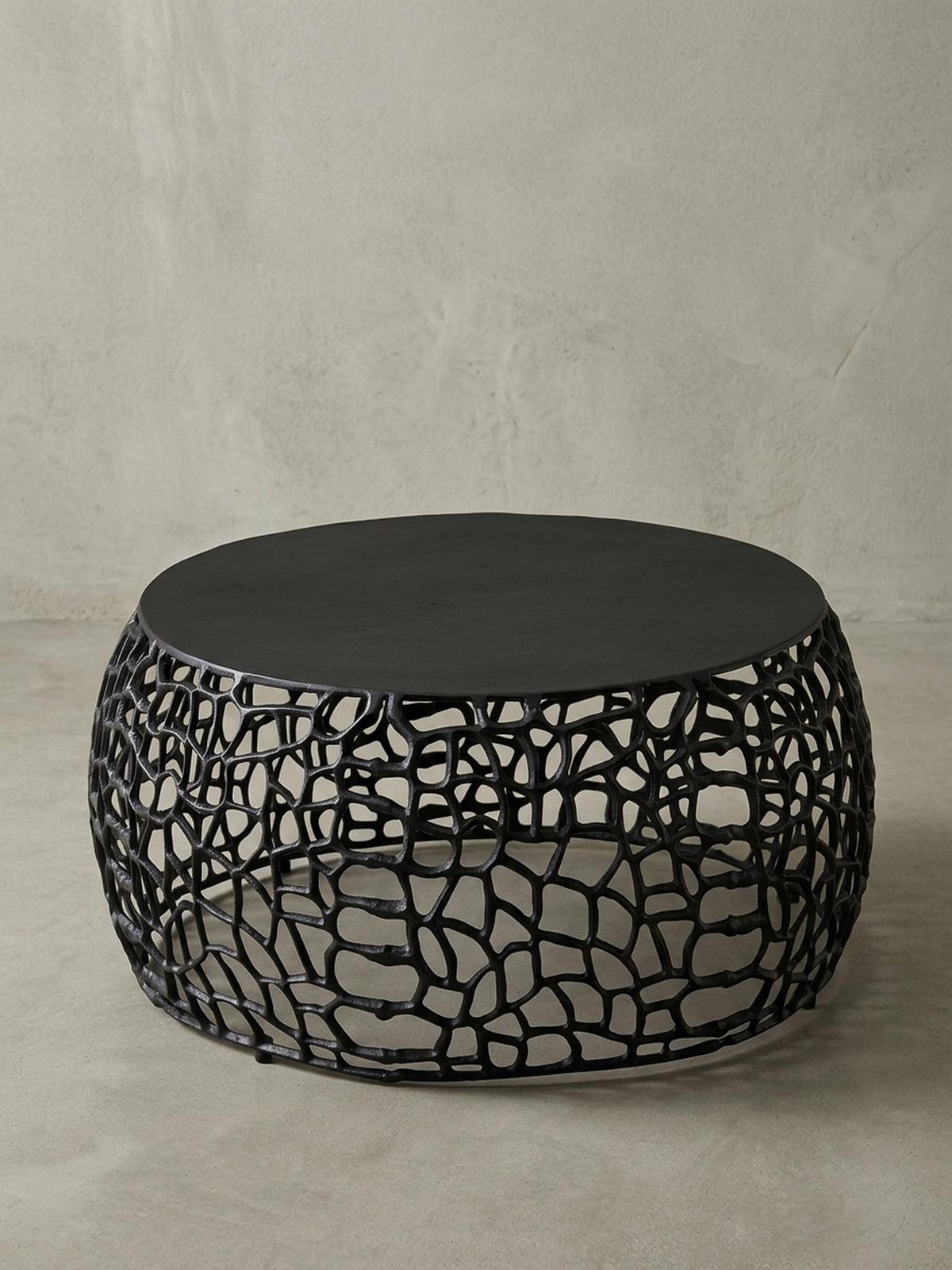 COUCHTISCH mit Aststruktur, lackiertes Aluminium, handgefertigt, Ablagefläche, Schwarz 66x66x30 cm - Schwarz, Metall (66/66/30cm) - KADIMA DESIGN