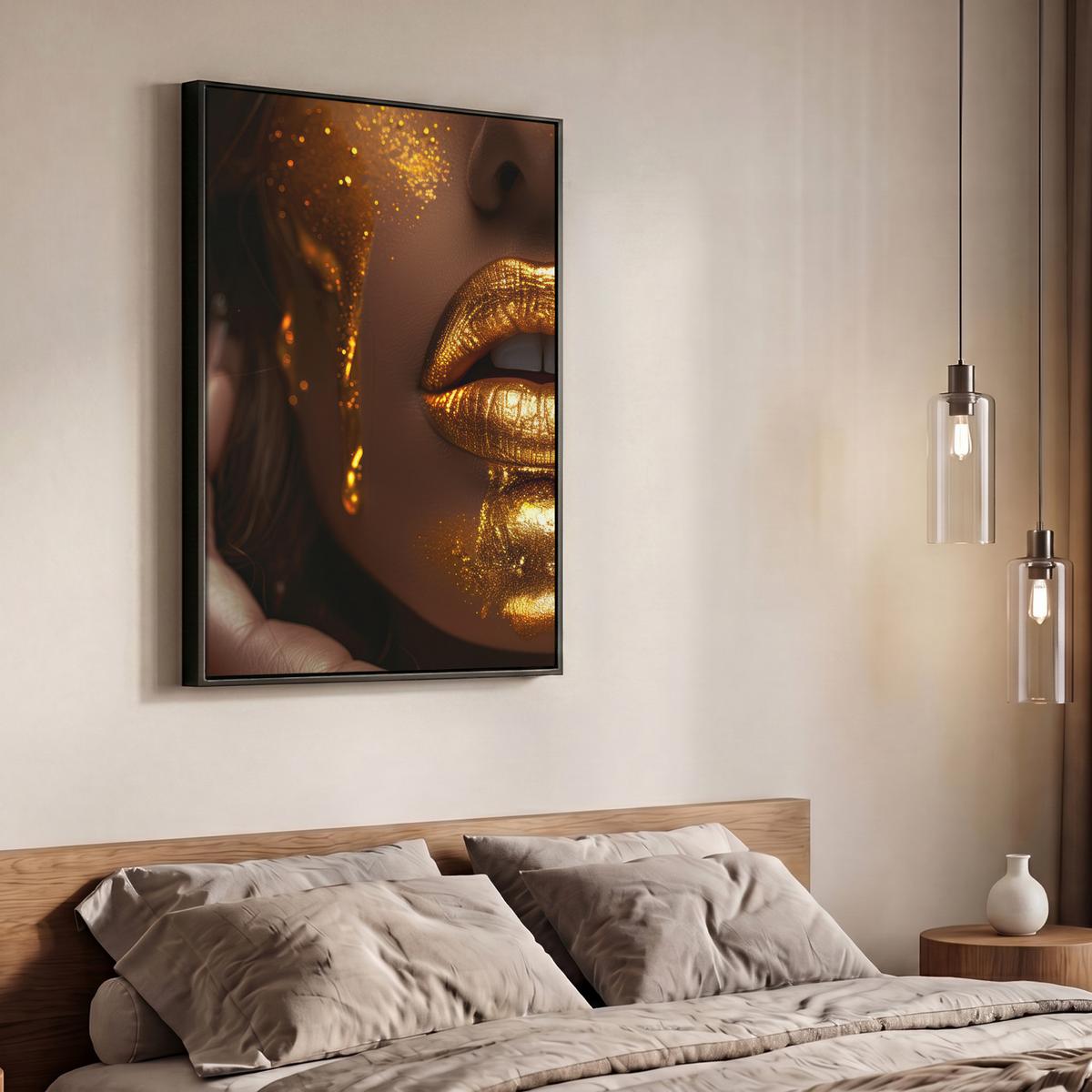 LEINWAND Bilder mit Rahmen - Frau - Gold - Luxus - Porträt - 70x100 - Goldfarben, Textil (70/100cm) - MuchoWow