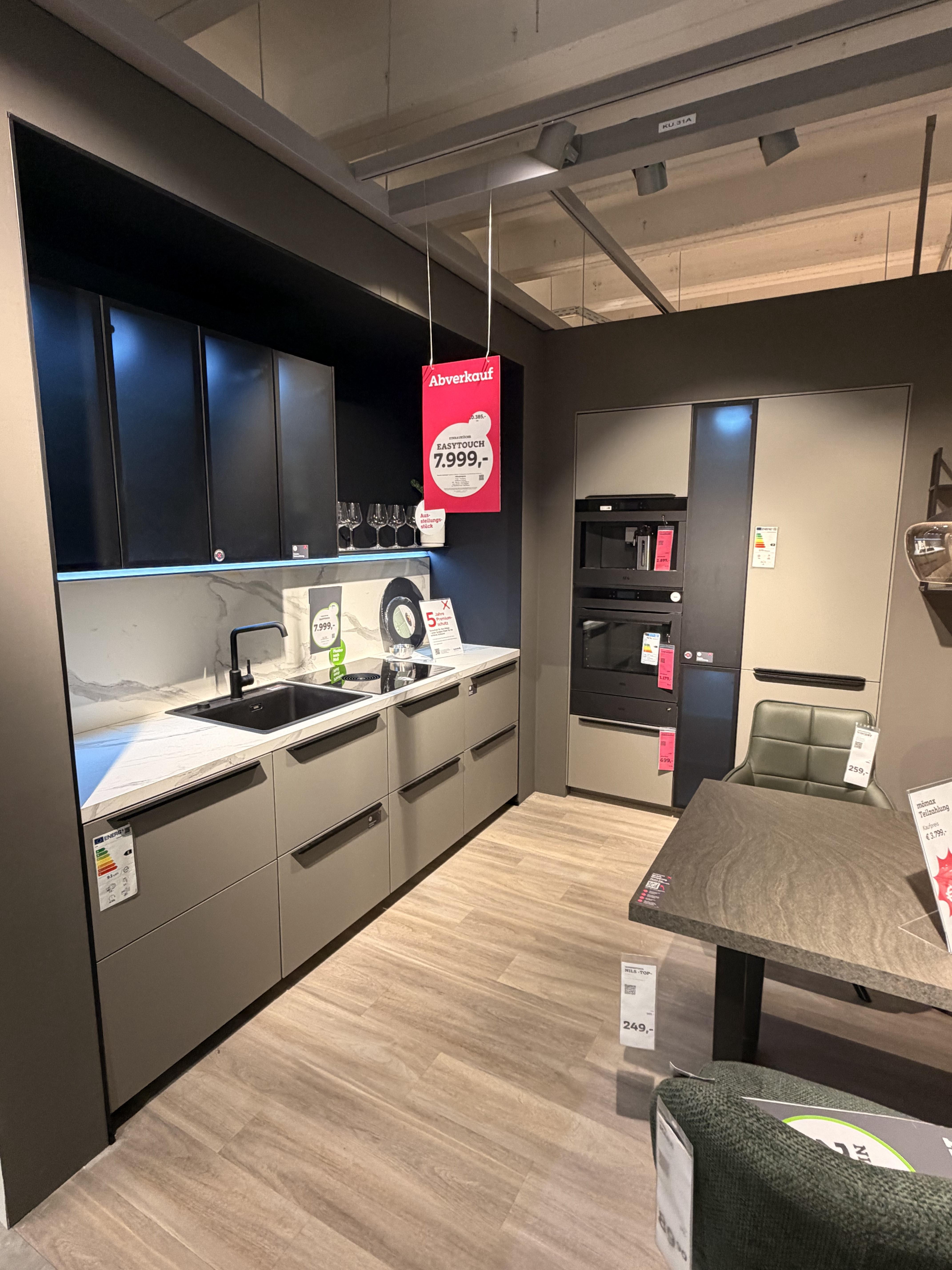 EINBAUKÜCHE EASYTOUCH - Nobilia