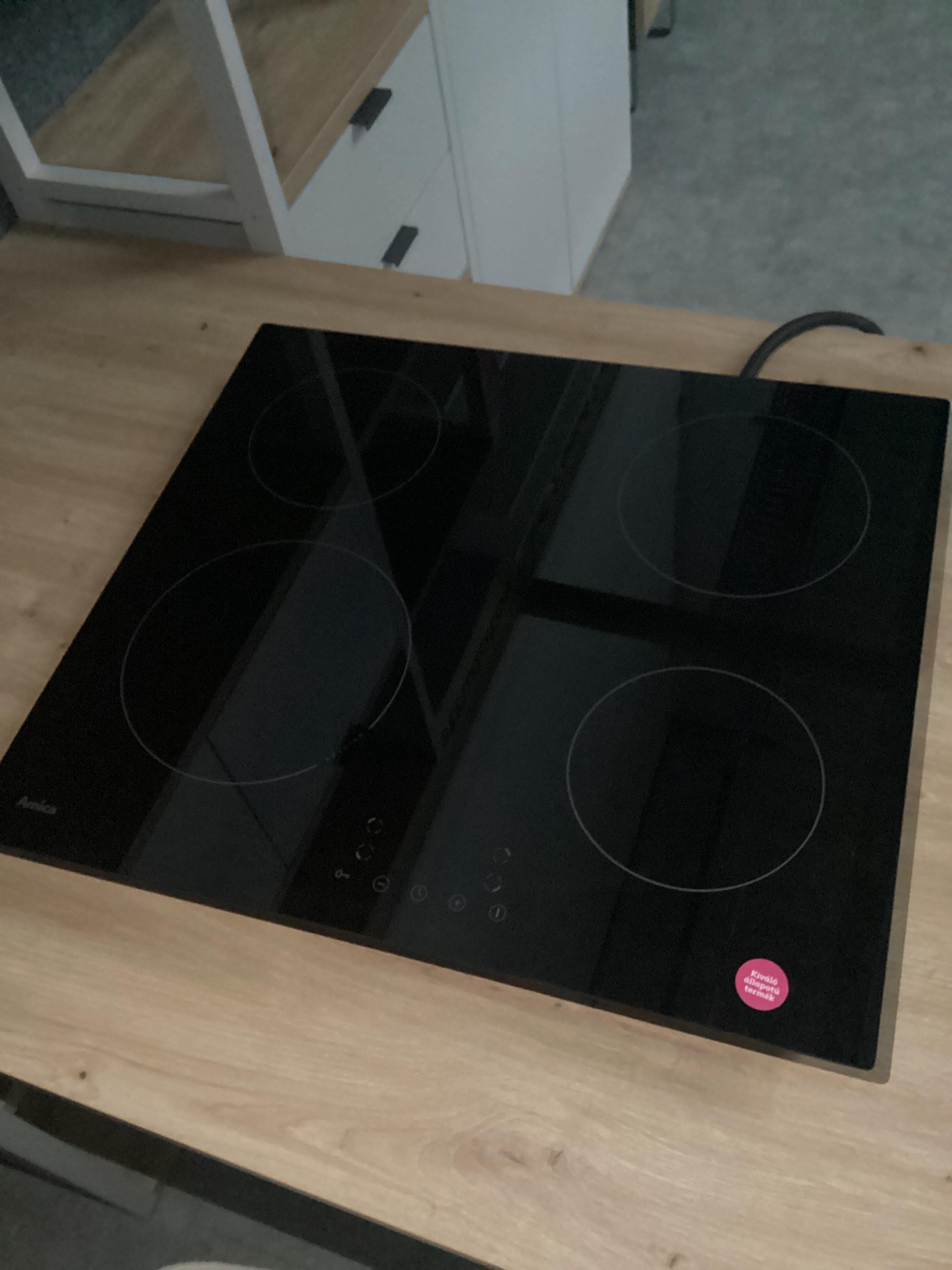 CSEPEL OUTLET INDUKCIÓS FŐZŐLAP AMICA AHI 601