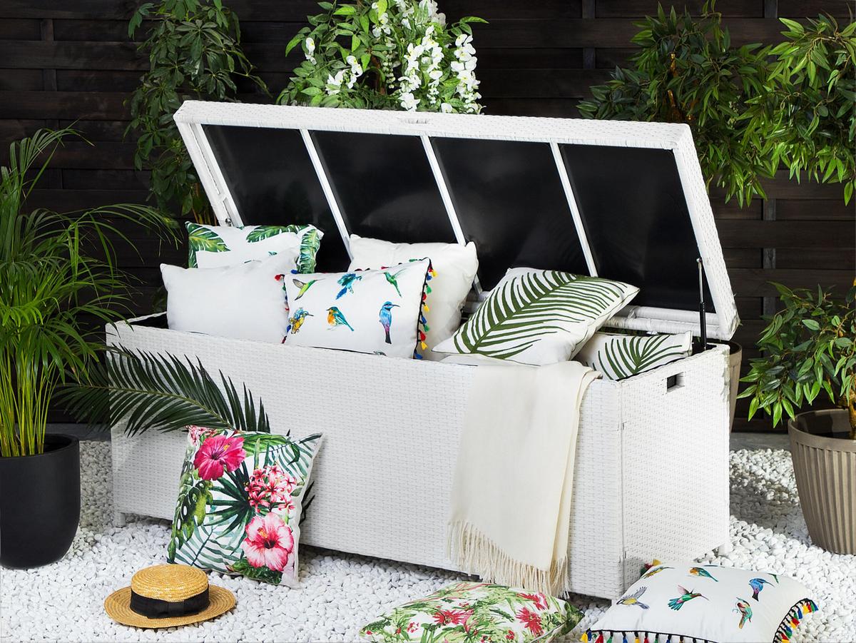 AUFLAGENBOX Rattan weiß 158/63 cm Modena - Weiß, Kunststoff (158/66/63cm) - Beliani