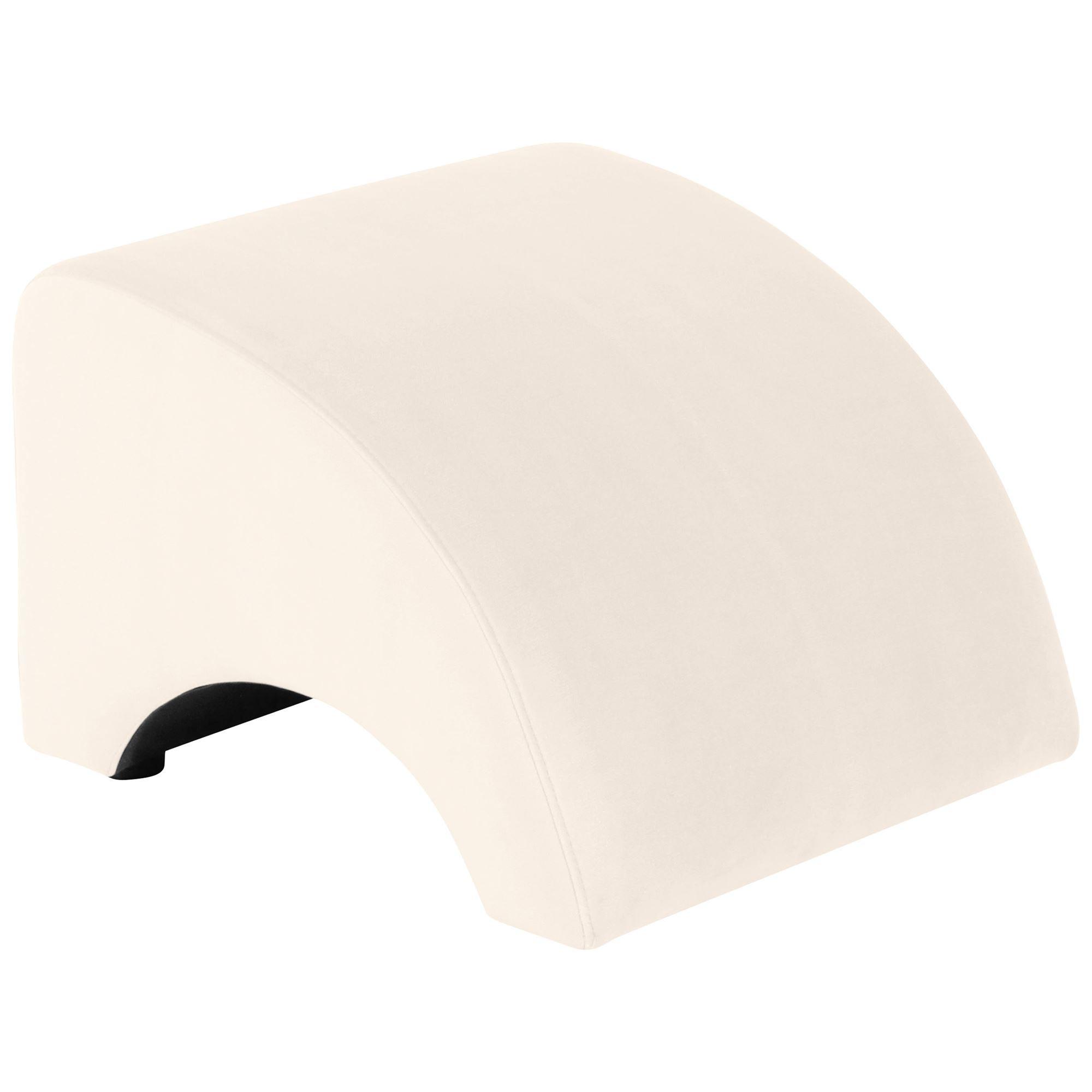POLSTERHOCKER Kajsa Samtvelours creme - Creme, Kunststoff (52/37/54cm) - 58aufmkessel