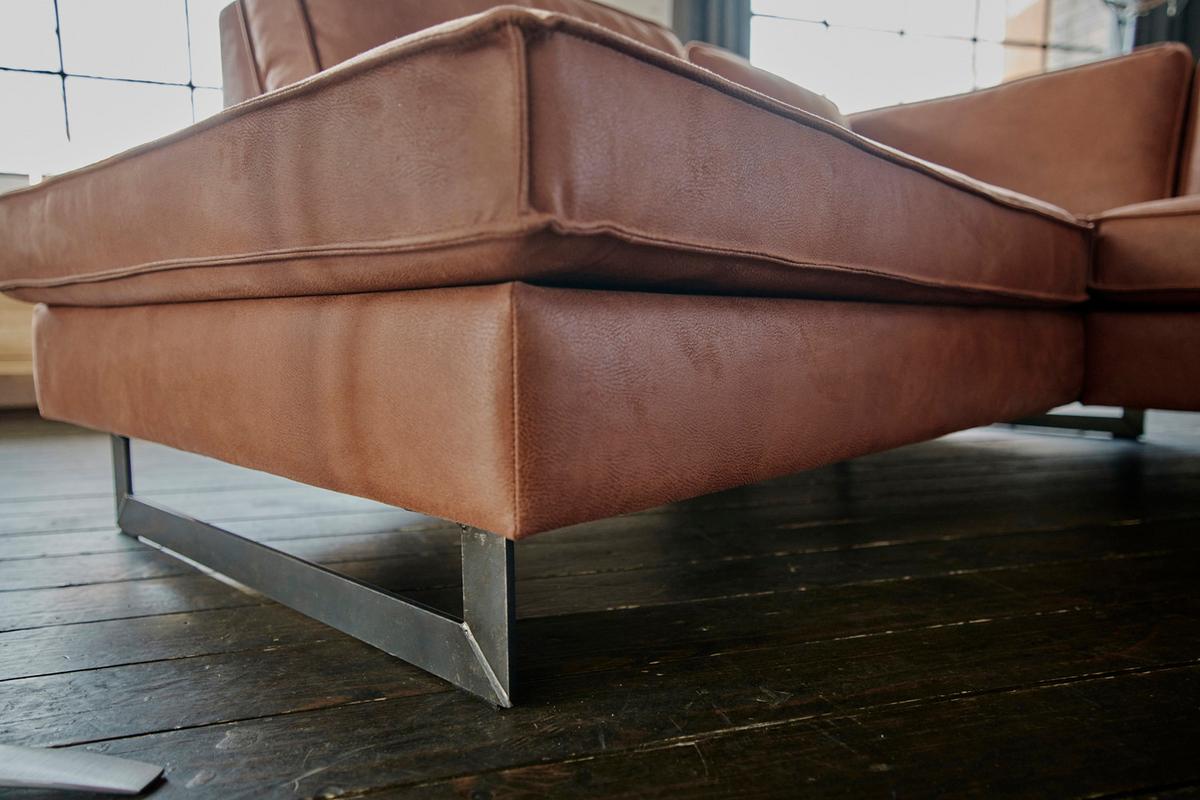 ECKSOFA VILNIUS Braun Lederfaserstoff - Schwarz/Braun, Leder/Metall (290/217cm) - KAWOLA