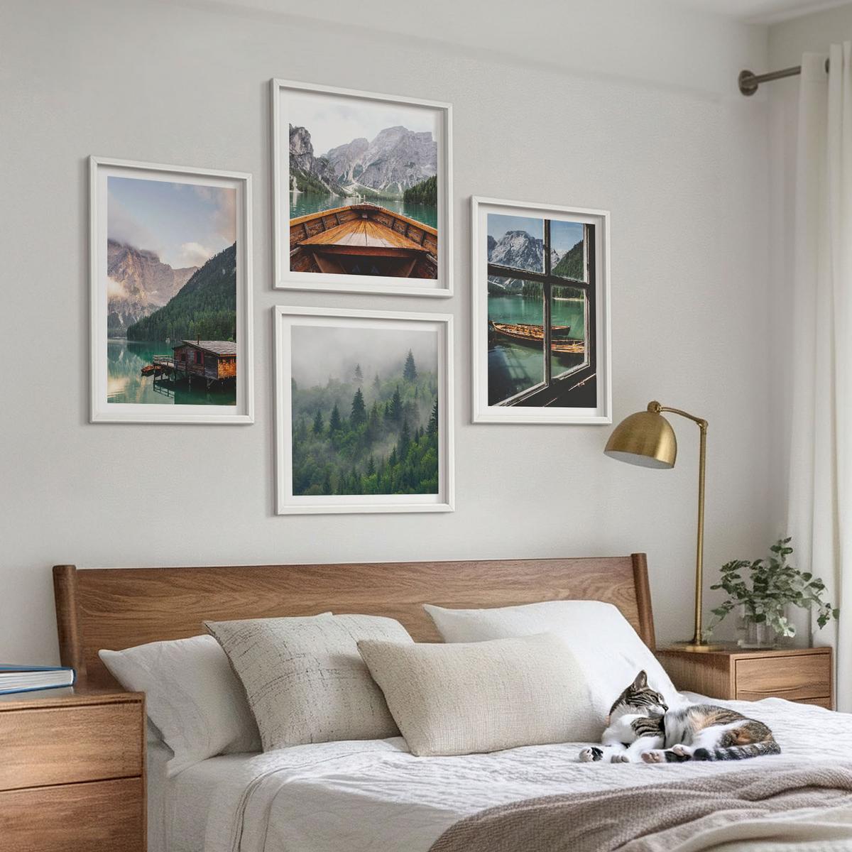 BILDER SET 4er Set - 50x50 cm & 40x60 cm Weißer Rahmen - Hütten am Bergsee Łódź - Weiß, Kunststoff (50/50cm) - TULUP