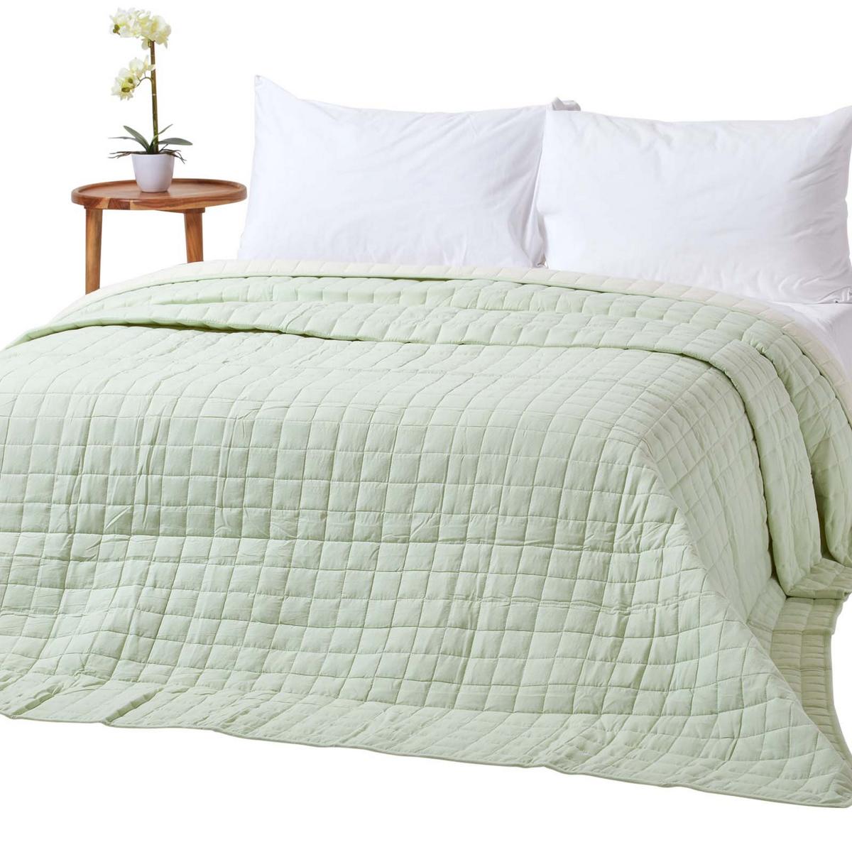 TAGESDECKE gesteppt mit Wende-Design, 150/200 cm - Salbeigrün, Textil (150/200cm) - Homescapes