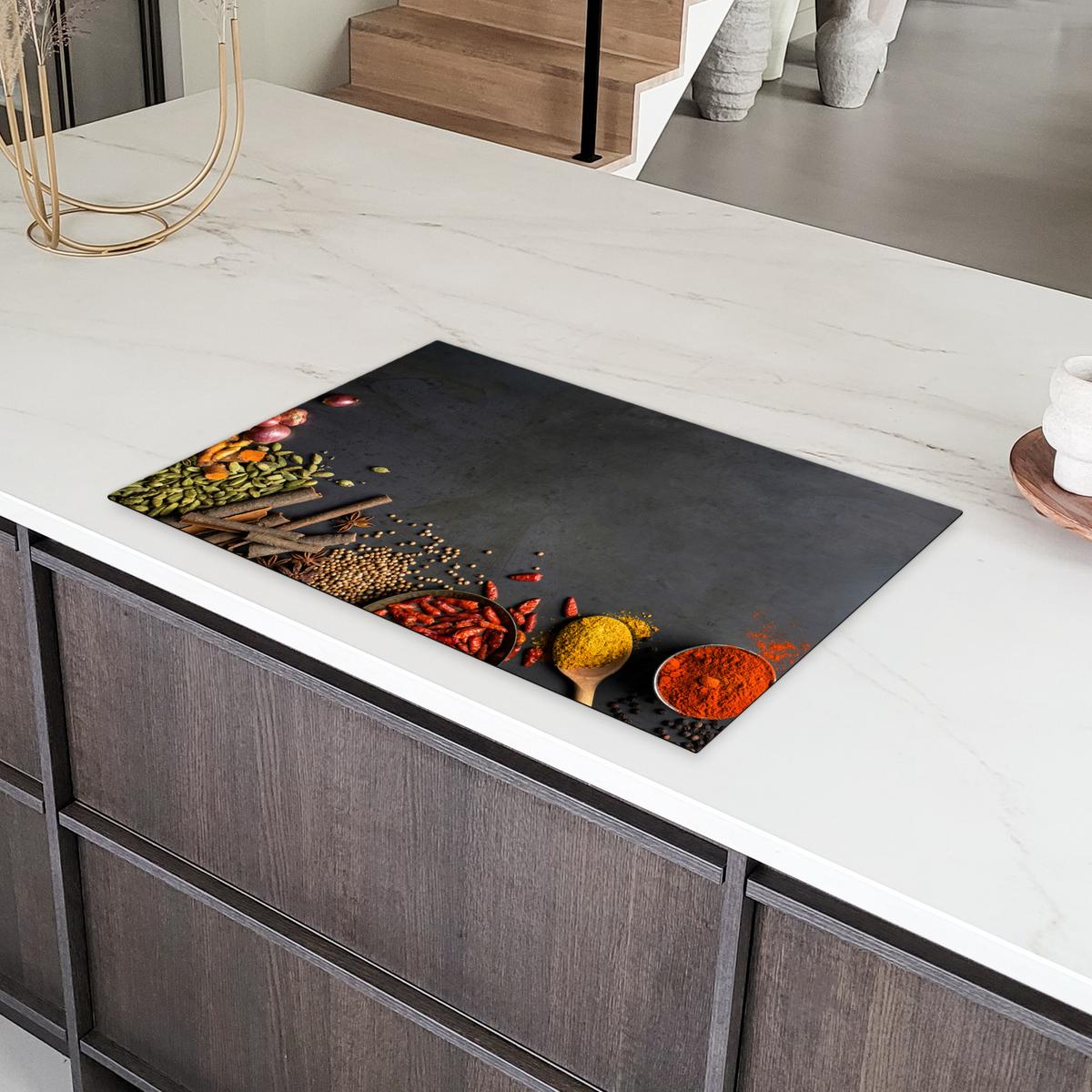 HERDABDECKPLATTE Kräuter - Lebensmittel - Gewürze - Schwarz - Paprika - Zimt Induktionsschutz 81.6x52.7 cm - Currygelb, Kunststoff (81.6/52.7/0.2cm) - MuchoWow