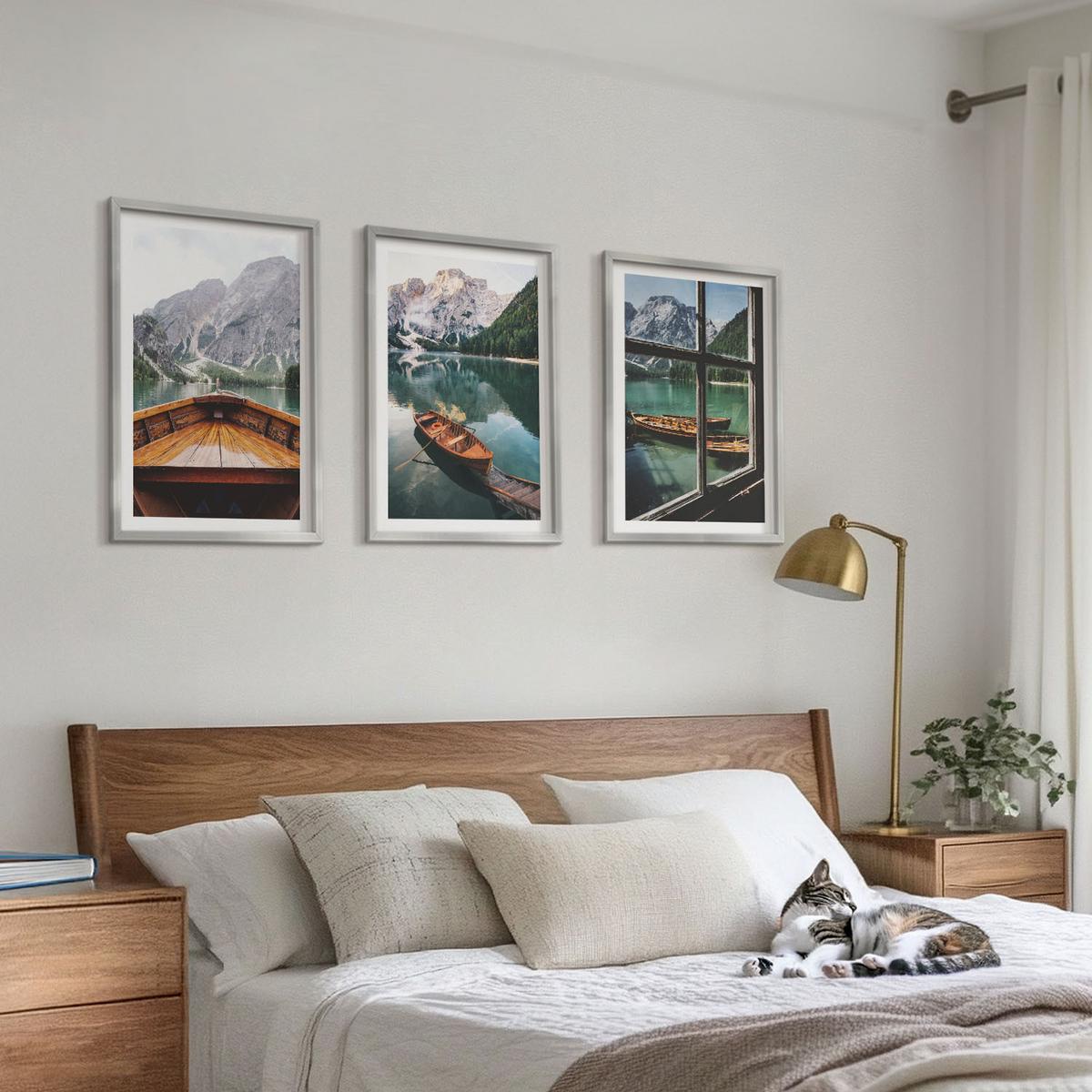 BILDER SET 3er Set - 40x60 cm Silberner Rahmen - Fenster für Boote auf dem Bergsee - Silberfarben, Kunststoff (40/60cm) - TULUP