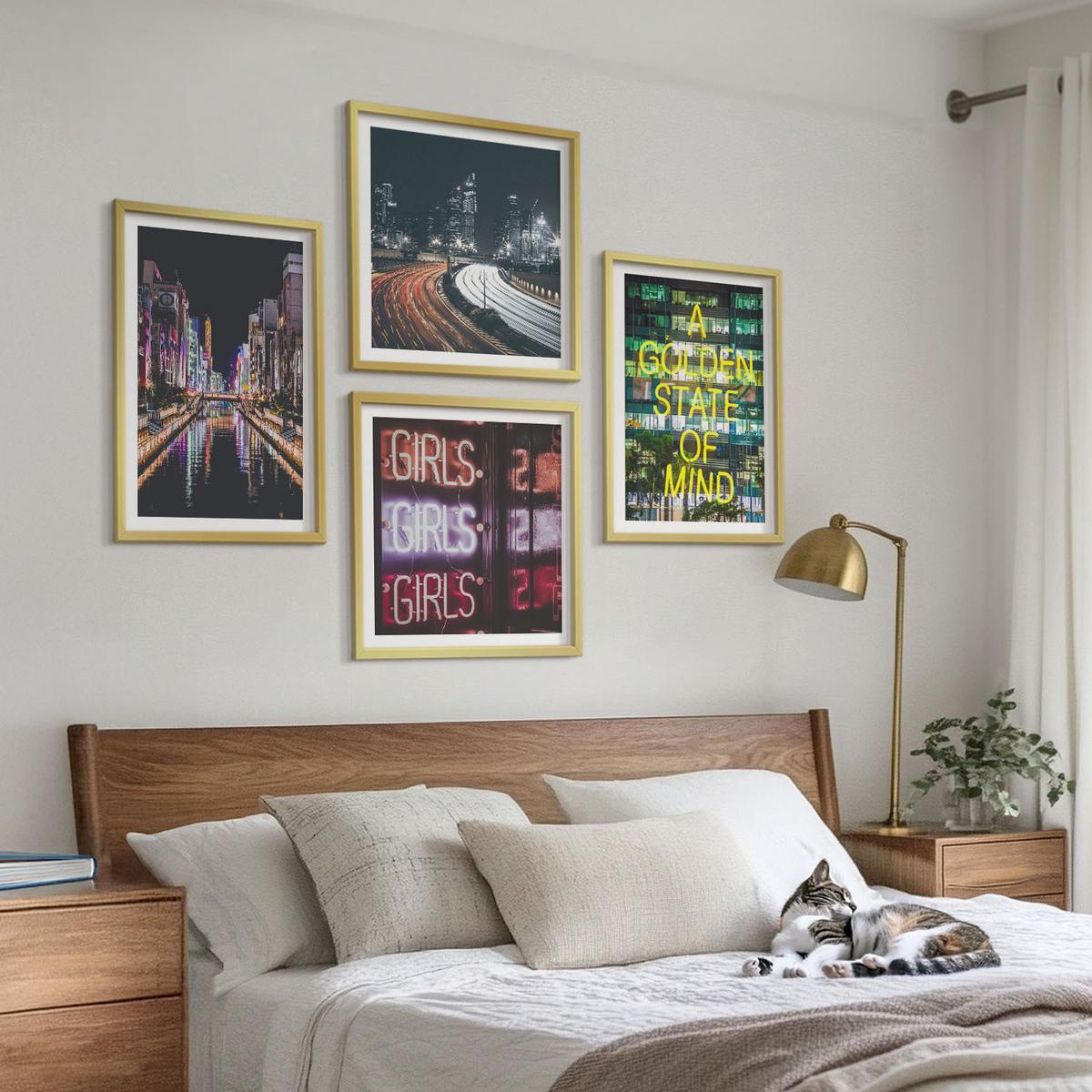 BILDER SET 4er Set - 50x50 cm & 40x60 cm Goldrahmen - Neonreklamen in der Stadt bei Nacht - Goldfarben, Kunststoff (50/50cm) - TULUP