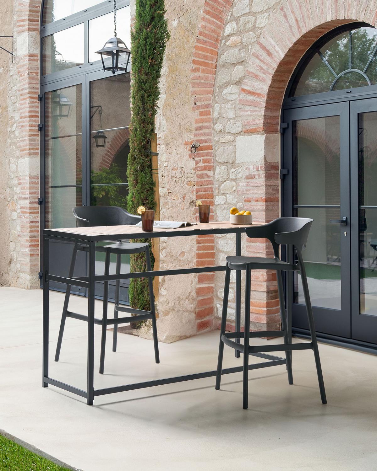 GARTEN-BARHOCKER 2er-Set Schwarz Gubbio - Schwarz, Kunststoff (48/100/48cm) - Beliani