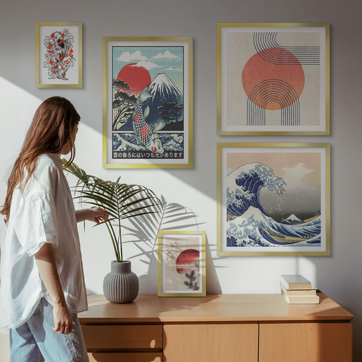 BILDER SET 5er Set - 50x50 cm & 20x30 cm & 40x60 cm Goldrahmen - Illustrationen von Fischbergen, die sich in Japan ausbreiten - Goldfarben, Kunststoff (40/60cm) - TULUP