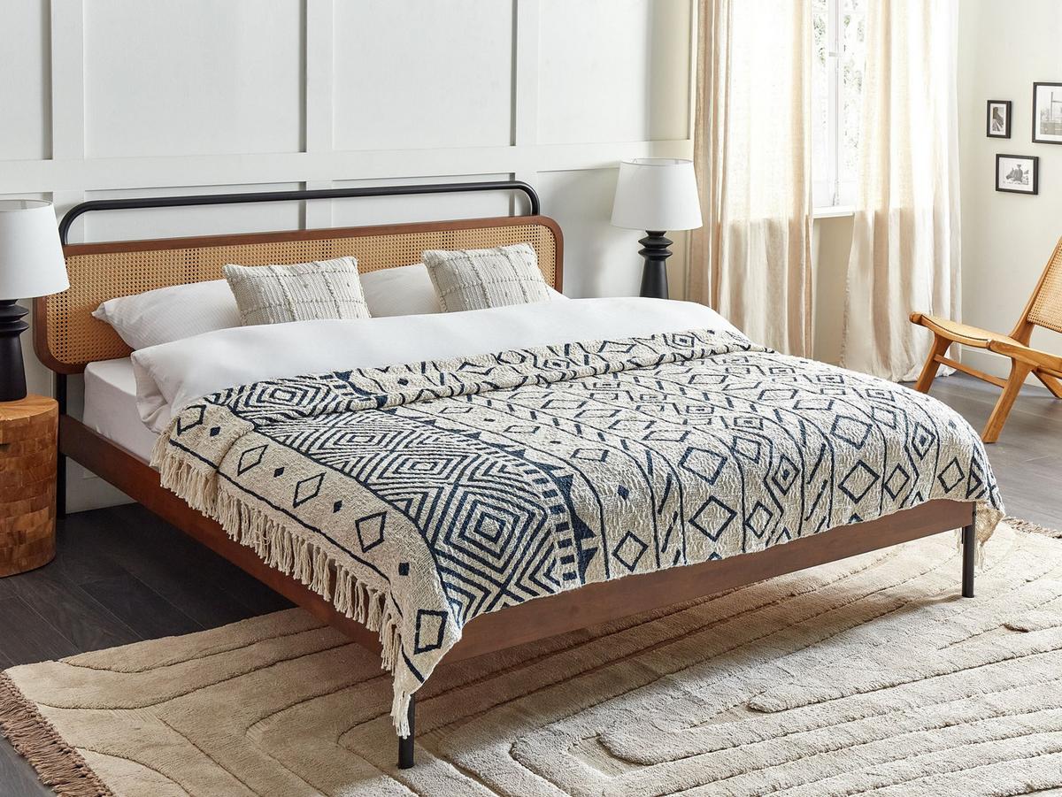 KUSCHELDECKE Baumwolle 200/220 cm Beige Najuy - Blau/Beige, Textil (200/220cm) - Beliani
