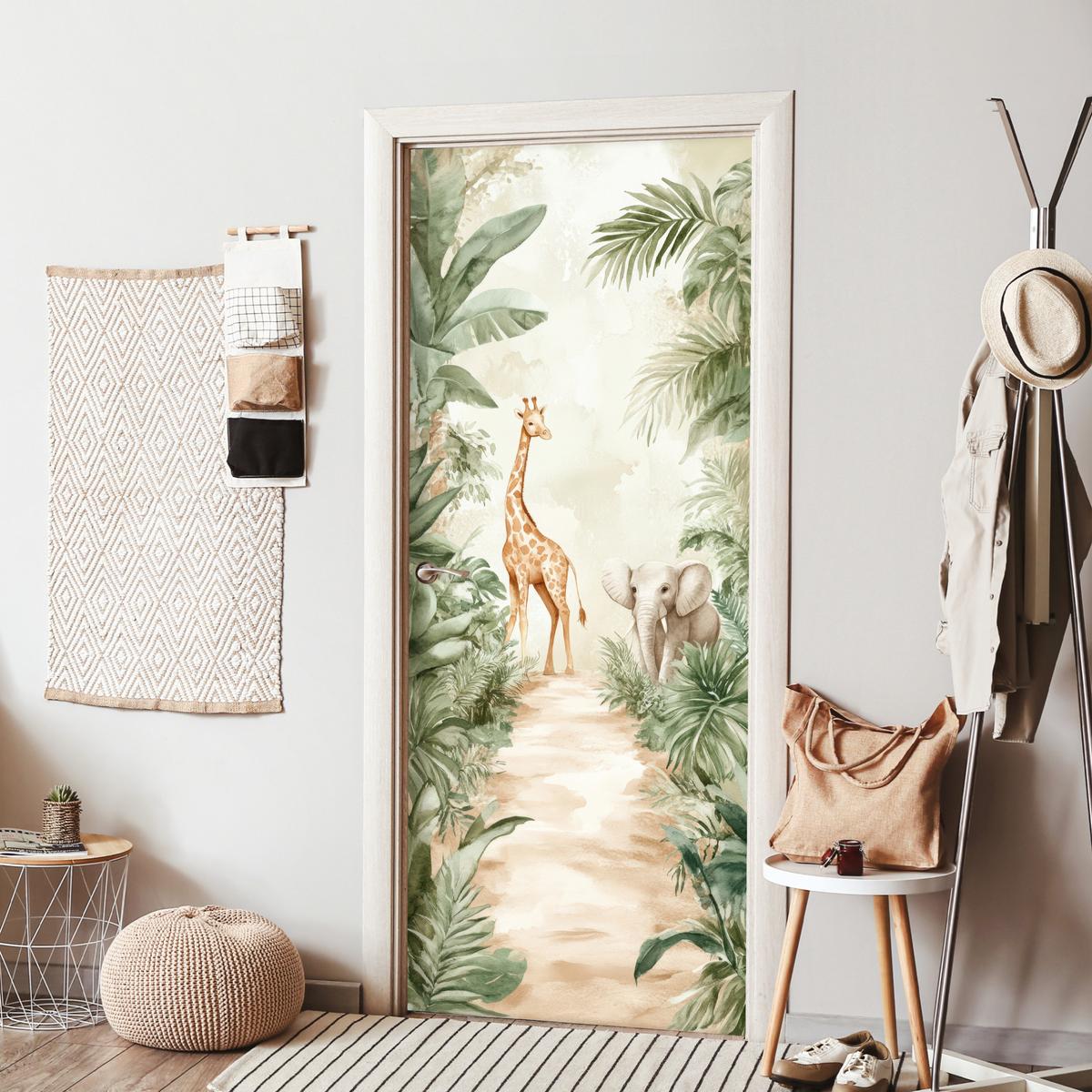 TÜRAUFKLEBER Dschungel - Giraffe - Elefant - Grün - Natur Room Decor 85x205 cm - Türtapete - Eukalyptusholzfarben, Kunststoff (85/0.1cm) - MuchoWow
