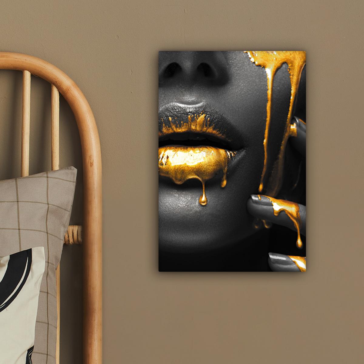 LEINWANDBILD Frau - Schwarz - Gold - Gesicht - Lippen Deko Wohnzimmer 20x30 cm - Goldfarben, Textil (20/30cm) - MuchoWow