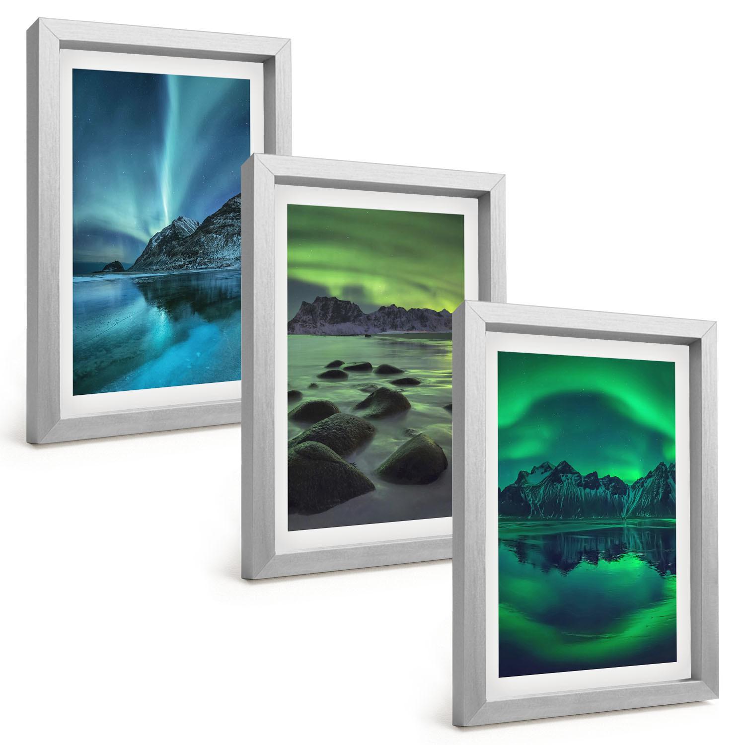BILDER SET 3er Set - 20x30 cm Silberner Rahmen - Winterlandschaft der Aurora borealis - Silberfarben, Kunststoff (20/30cm) - TULUP