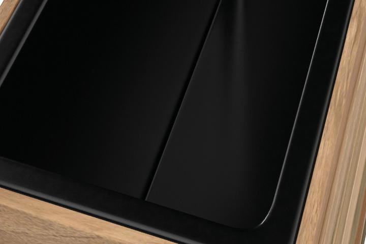 Hochbeet Gestell und innen aus Eisen und Kunststoff