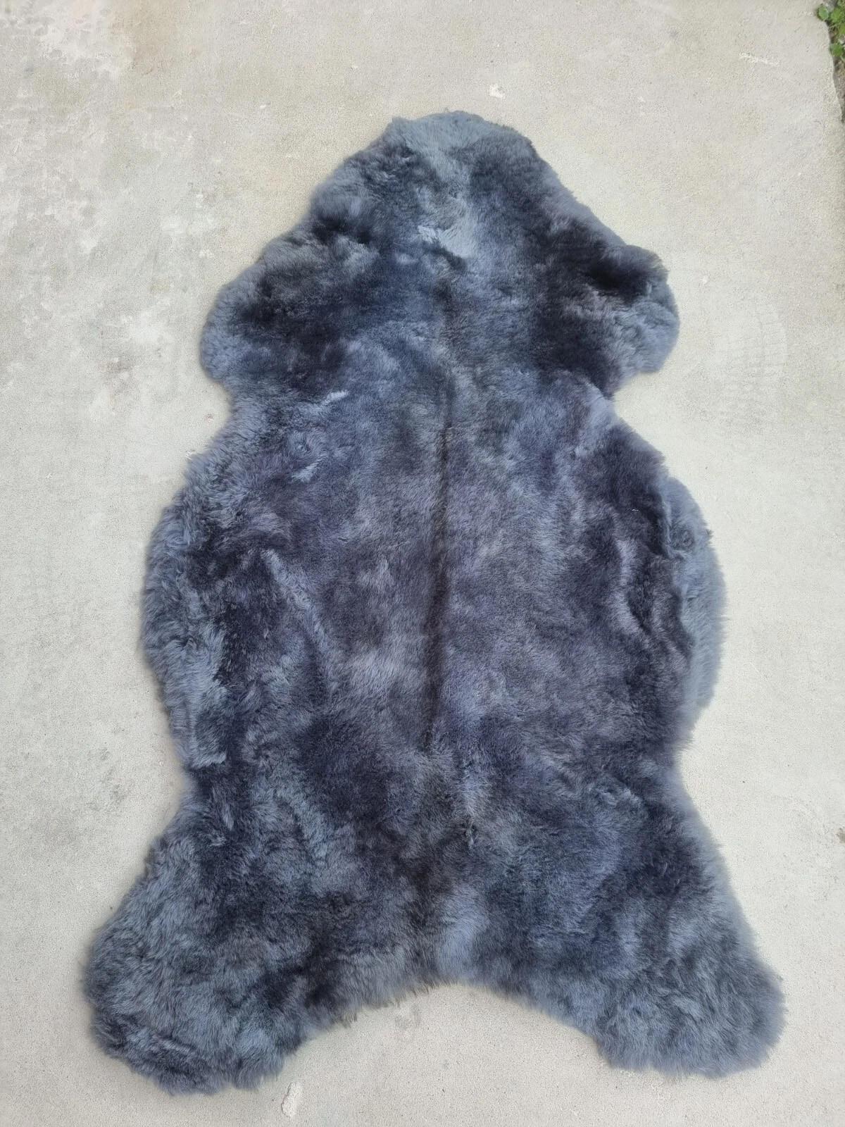 SCHAFFELL Premium Merino Lammfell Silber Grau geschoren ca. 105 cm - Silberfarben/Grau, Fell (55/105cm) - Provellus