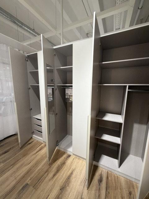 Drehtürenschrank "Briona"
