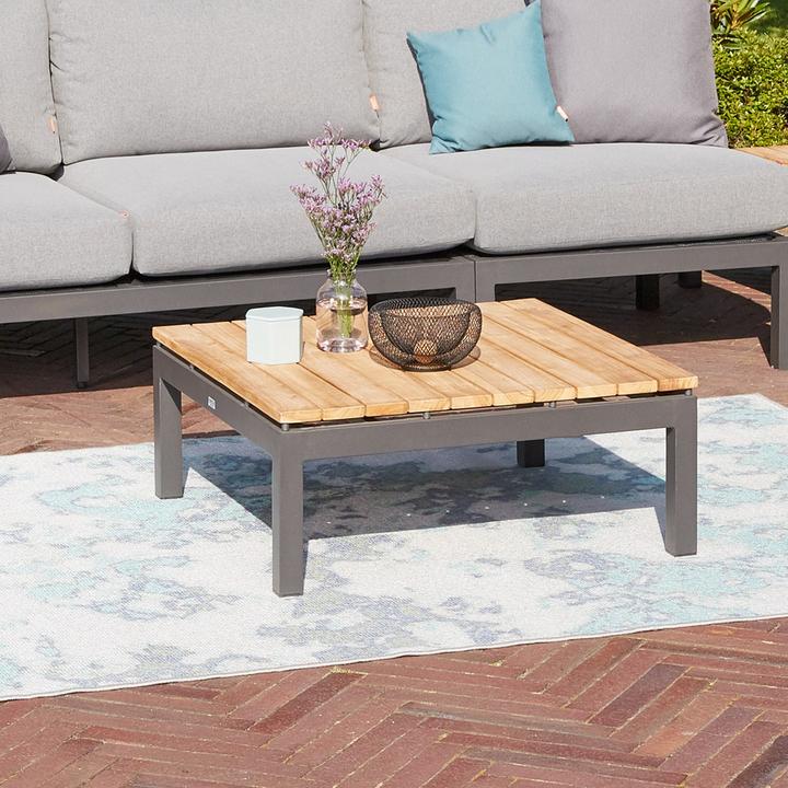 Grauer Loungetisch mit Tischplatte aus Holz