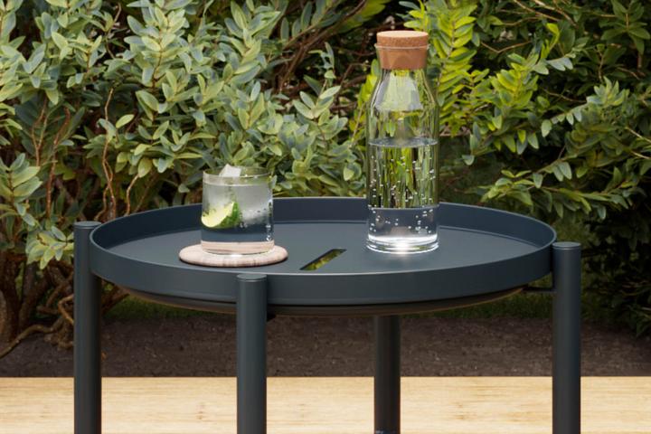 Garten-Beistelltisch rund schwarz aus Metall