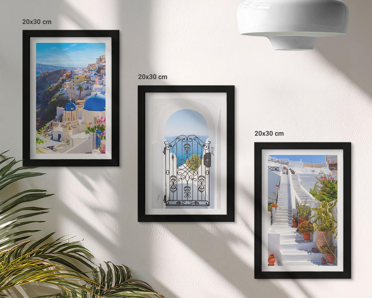 BILDER SET 3er Set - 20x30 cm Schwarzer Rahmen - Santorini-Architektur Oia - Schwarz, Kunststoff (20/30cm) - TULUP