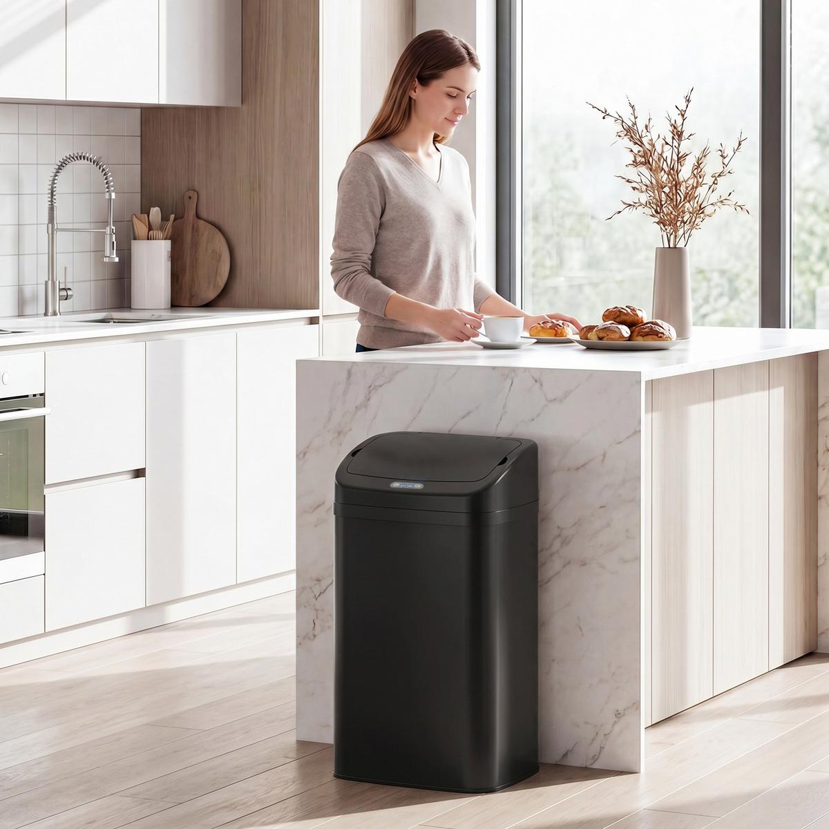 MÜLLEIMER mit Sensor 48L Edelstahl Abfalleimer mit Automatischer Schließfunktion - Schwarz, Metall (25/69/33cm) - HOMCOM