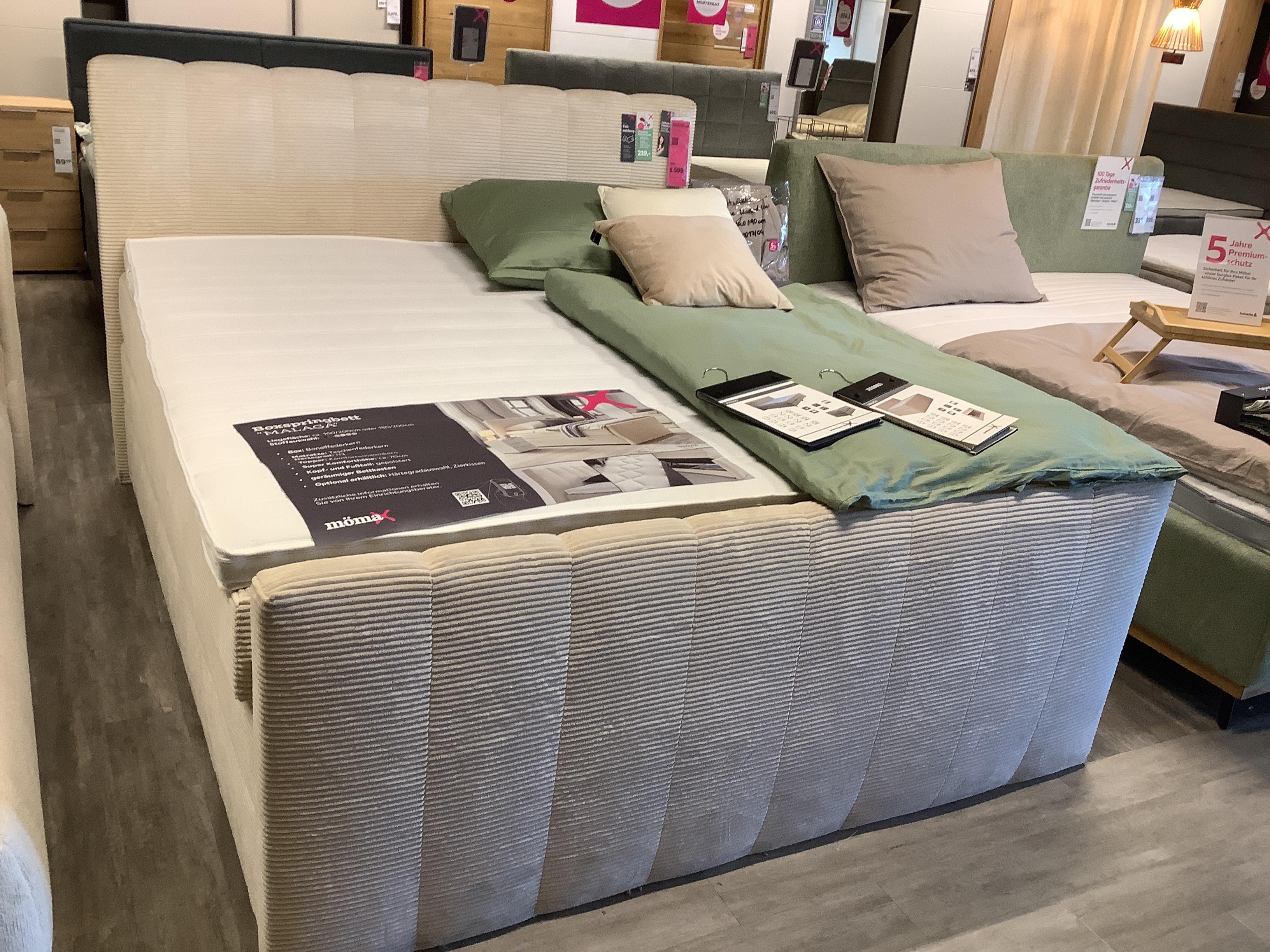 BOXSPRINGBETT MALAGA