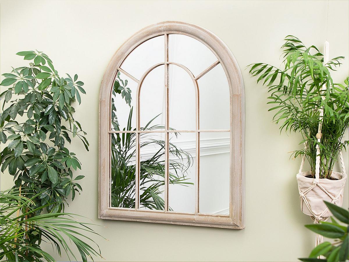 WANDSPIEGEL beige Fensteroptik 69/89 cm Embry - Beige, Metall (69/89/5cm) - Beliani