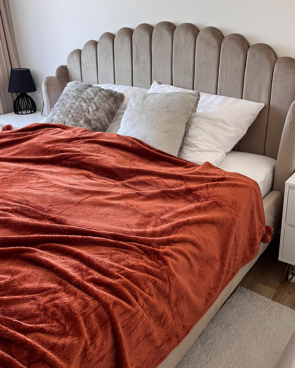 DECKE Goldbraun Saitler 220/200 cm - Braun, Textil (200/220cm) - Beliani