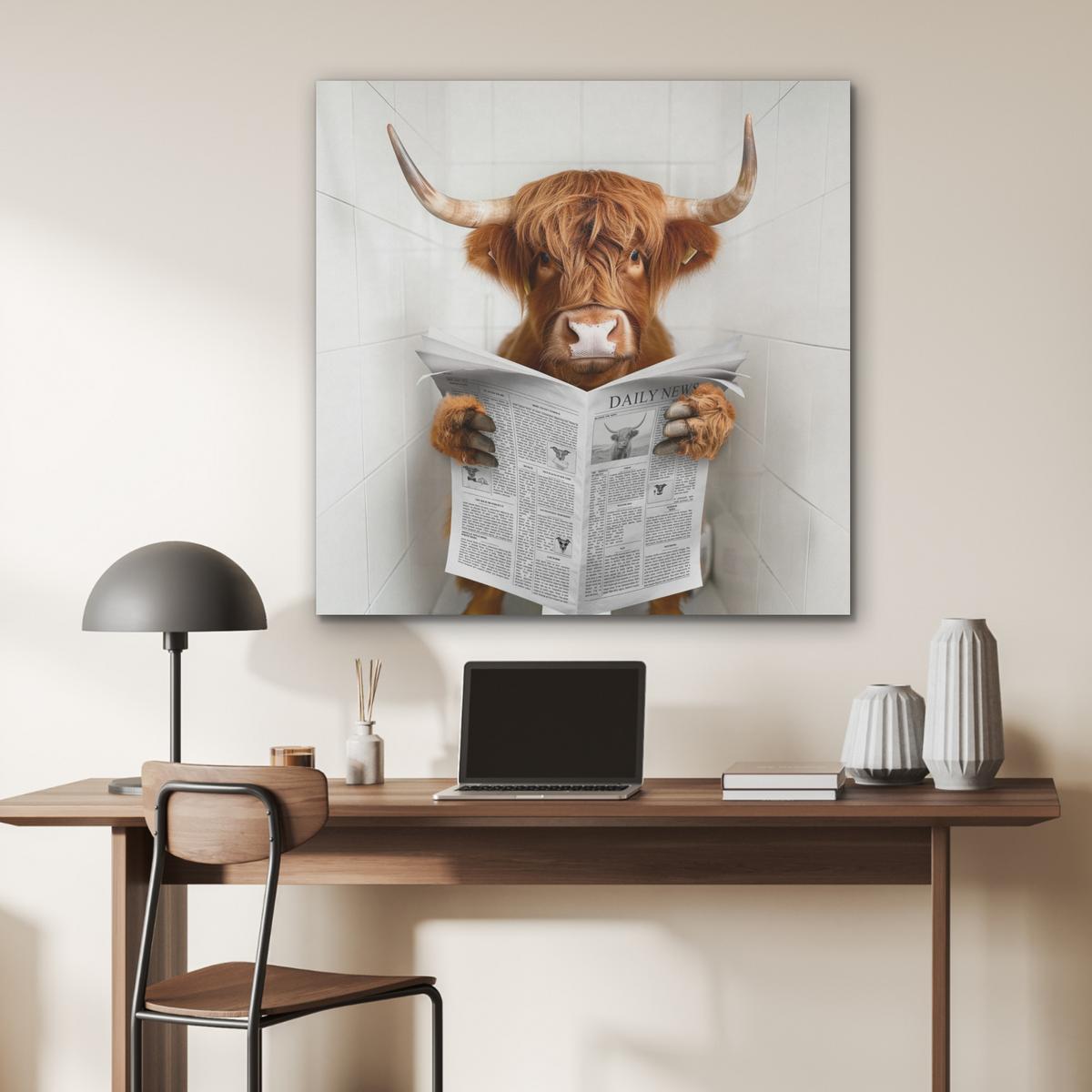 AKUSTIKBILD Schottischer Highlander - Tier - Zeitung - Toilette Akustikpaneele 90x90 cm - Kastanienfarben, Kunststoff (90/90/0.9cm) - MuchoWow
