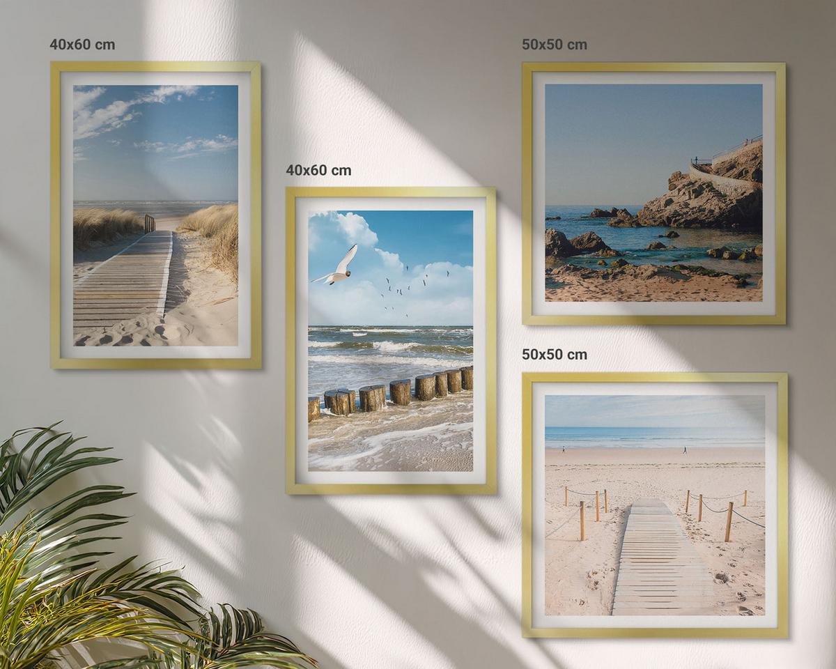 BILDER SET 4er Set - 50x50 cm & 40x60 cm Goldrahmen - Strand, Sand, Wellen, Himmel, Vögel - Goldfarben, Kunststoff (50/50cm) - TULUP