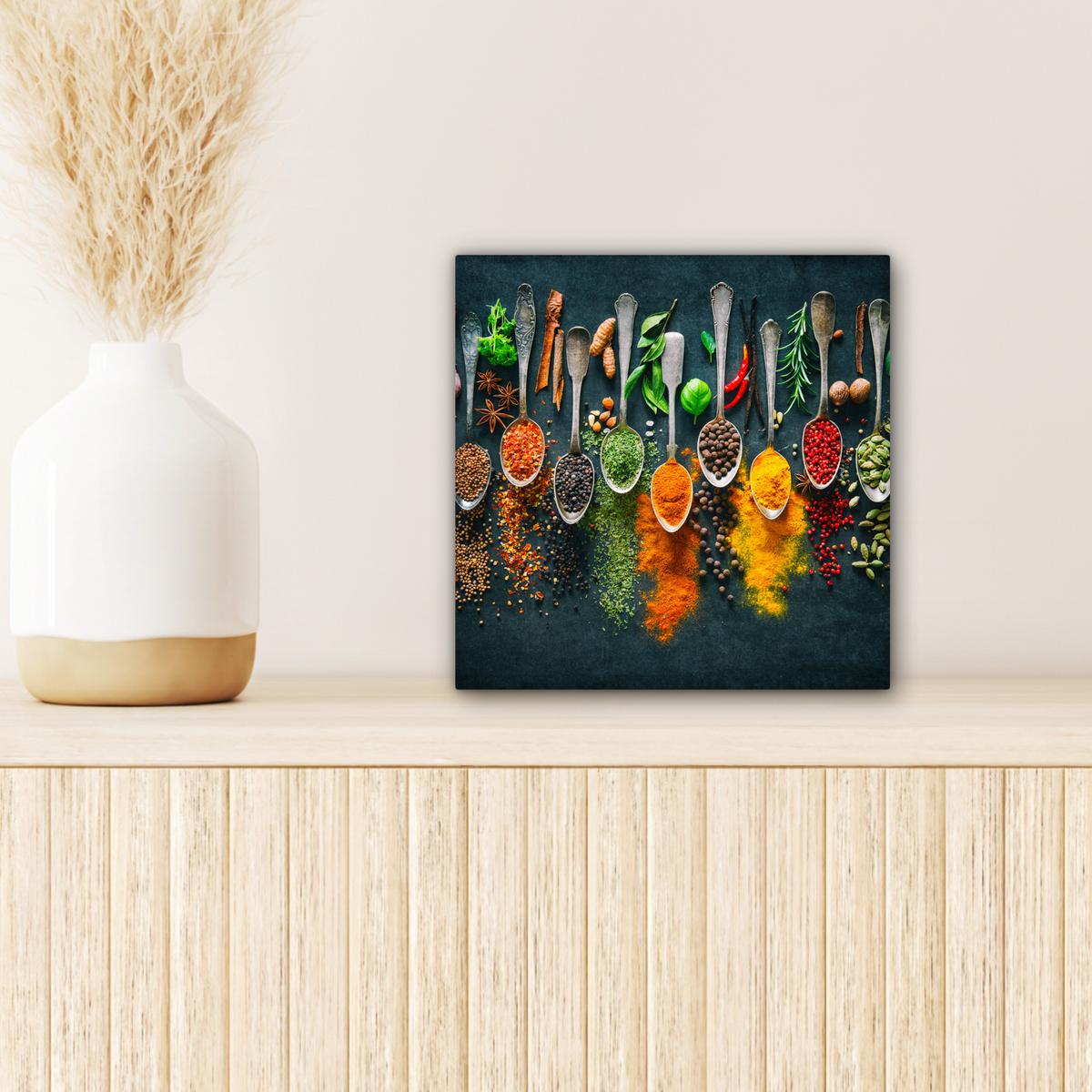 LEINWANDBILD Kräuter - Gewürze - Löffel Deko Wohnzimmer 20x20 cm - Currygelb, Textil (20/20cm) - MuchoWow