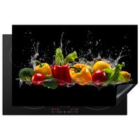 HERDABDECKPLATTE Paprika - Wasser - Gemüse - Schwarz Ceranfeldabdeckung 80x52 cm - Multicolor, Kunststoff (80/52/0.2cm) - MuchoWow
