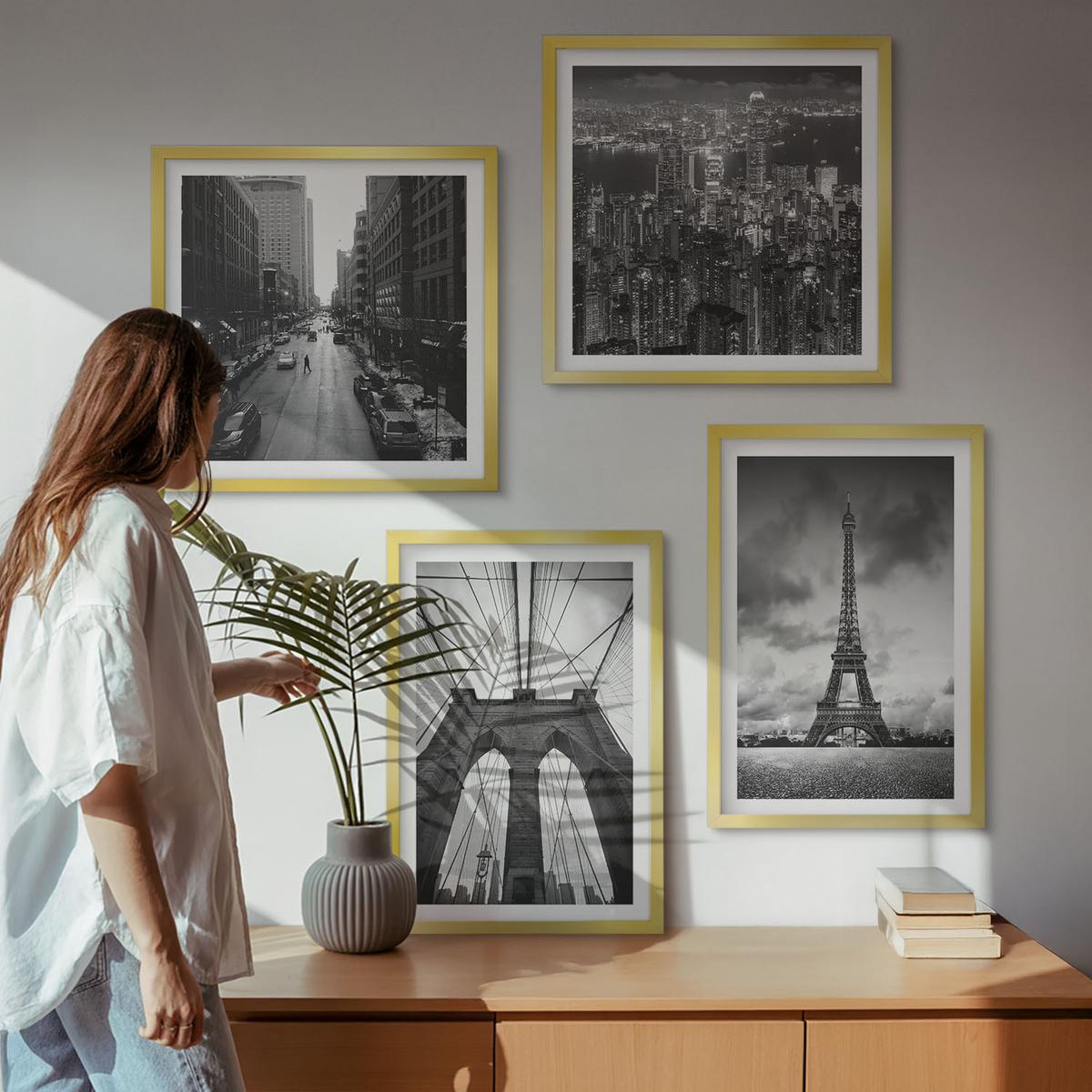 BILDER SET 4er Set - 50x50 cm & 40x60 cm Goldrahmen - Monochromatische Brückentürme - Goldfarben, Kunststoff (50/50cm) - TULUP