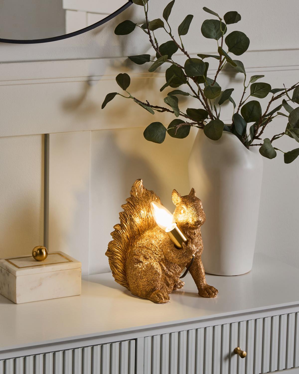 TISCHLAMPE Eichhörnchen Gold Pinoli - Messingfarben/Goldfarben, Kunststoff (23/13/24cm) - Beliani